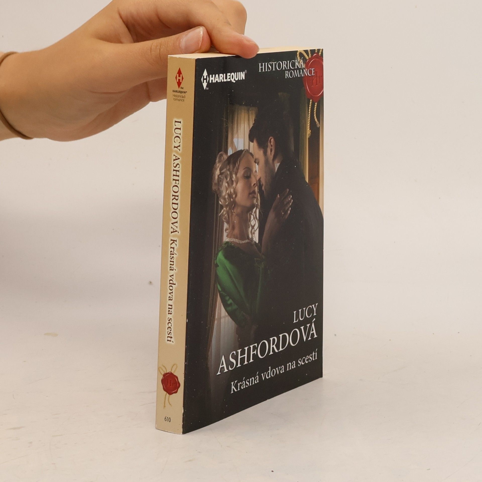 Lucy Ashford Krásná vdova na scestí