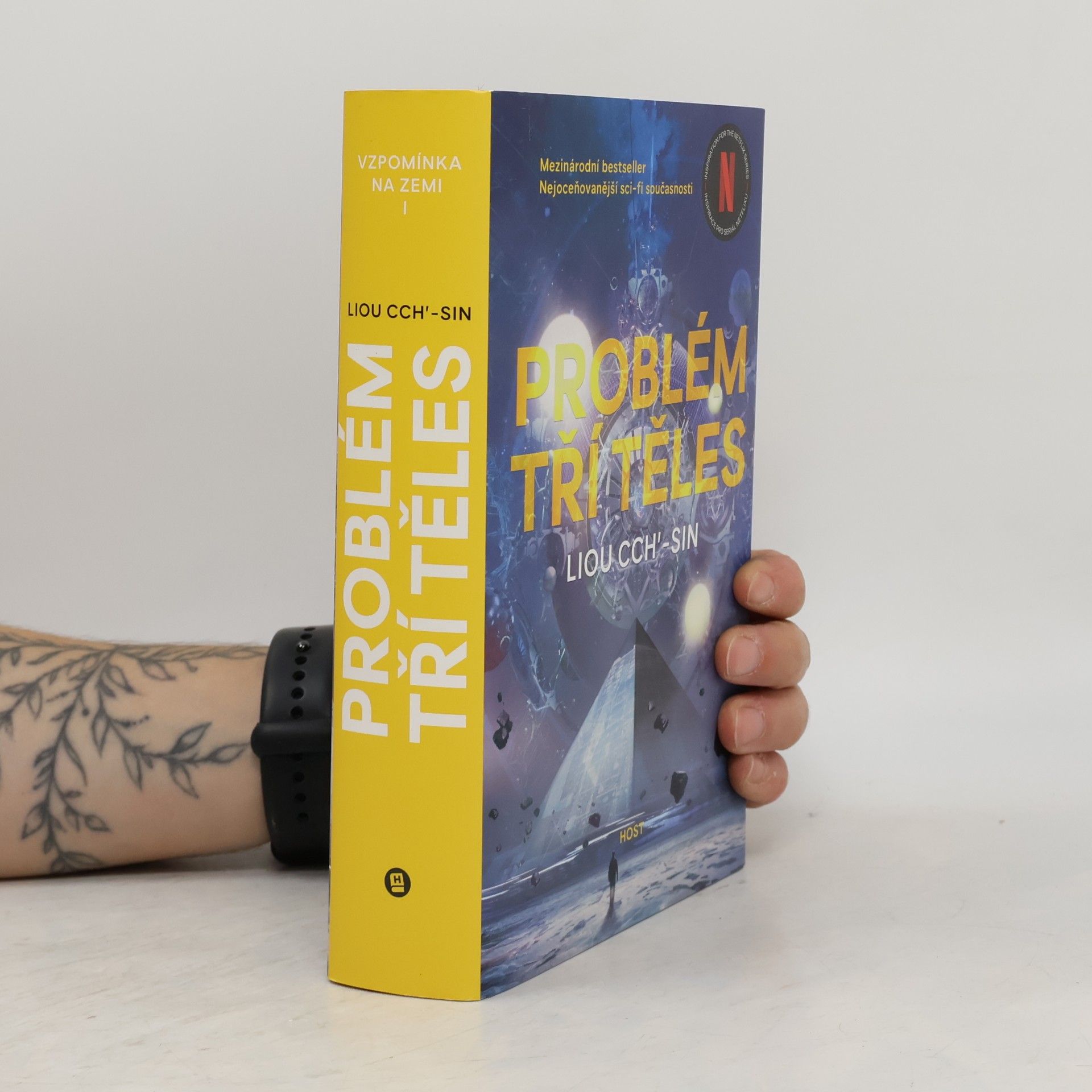 Liu Cixin Problém tří těles