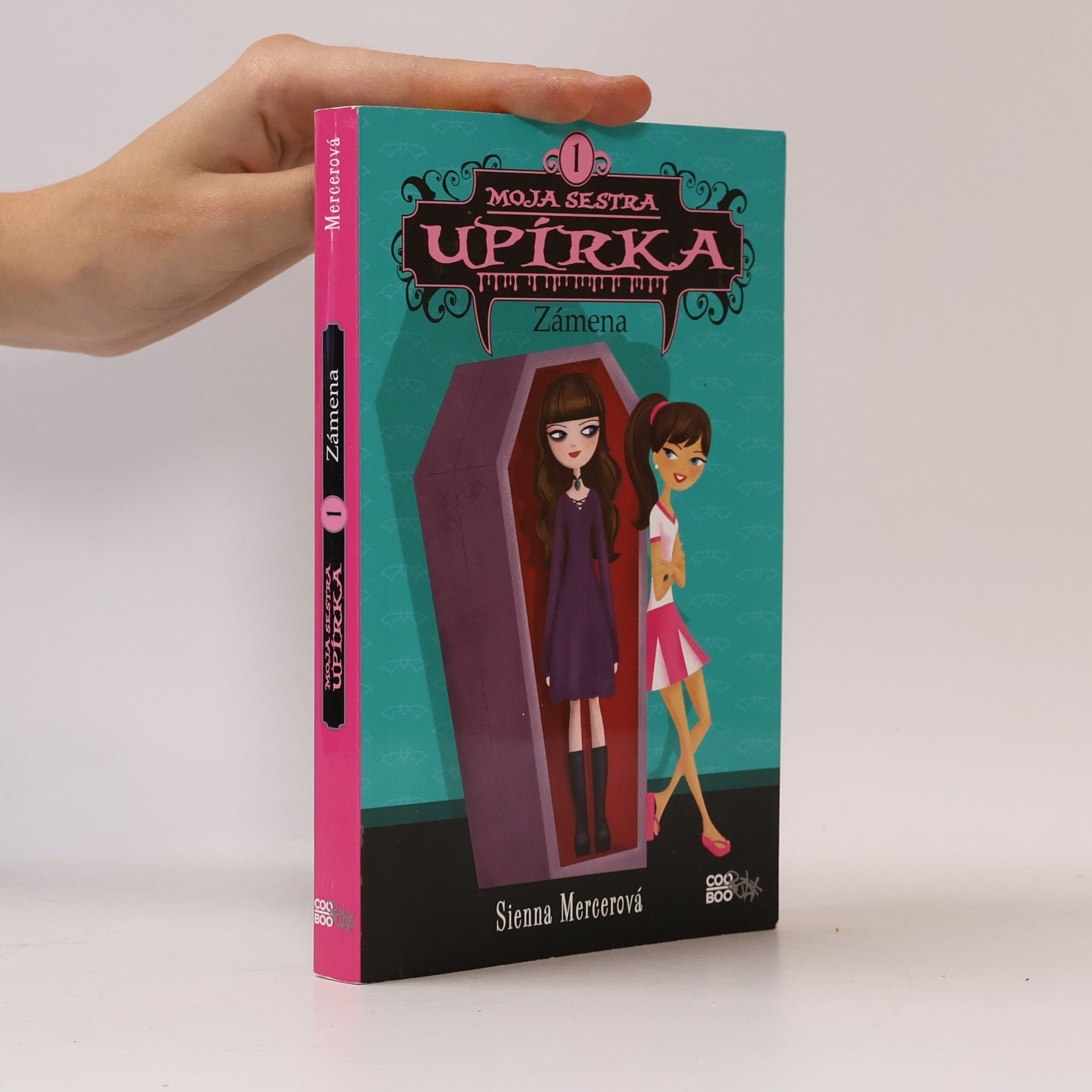 Sienna Mercer Moja sestra upírka 1. Zámena