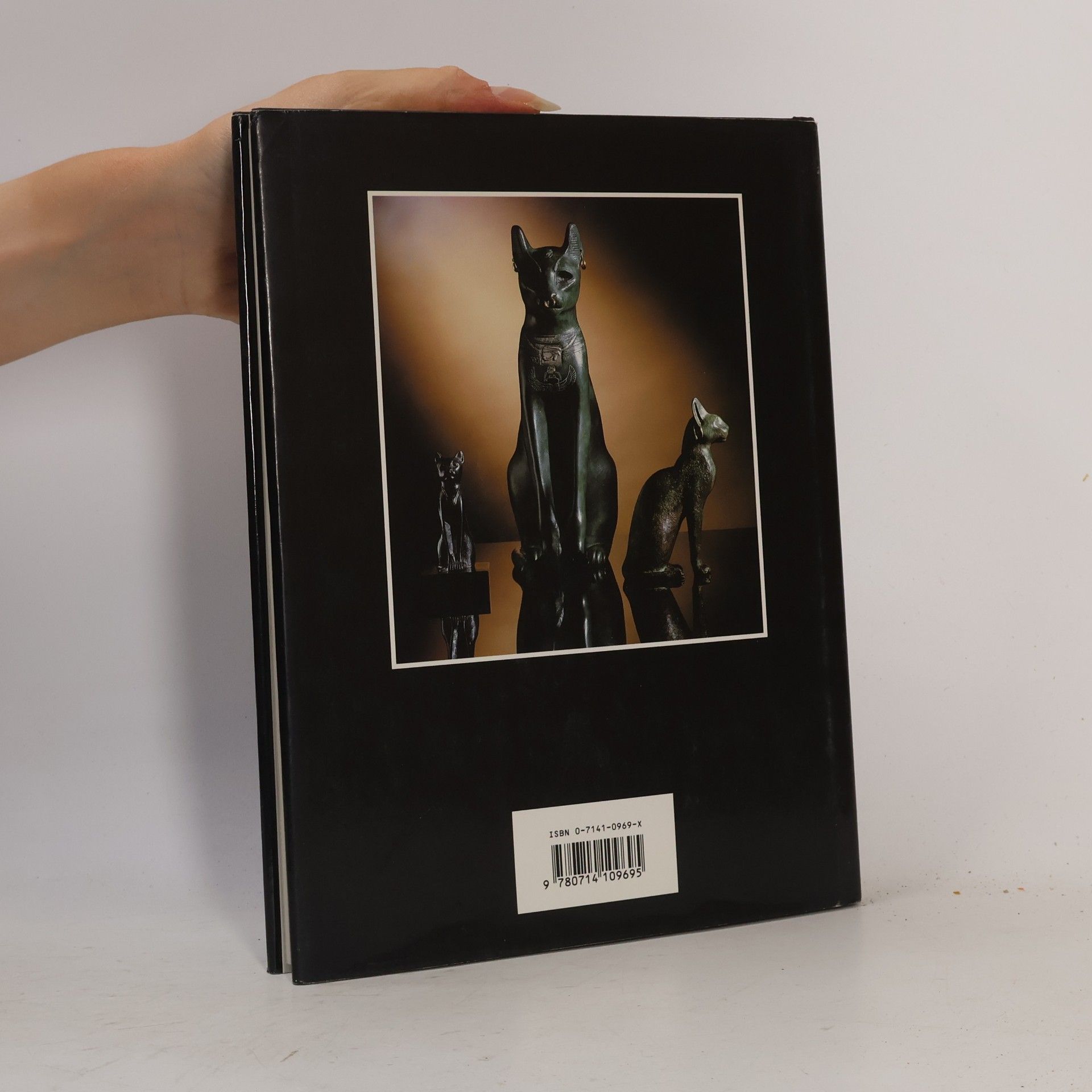 Jaromír Málek The Cat in Ancient Egypt