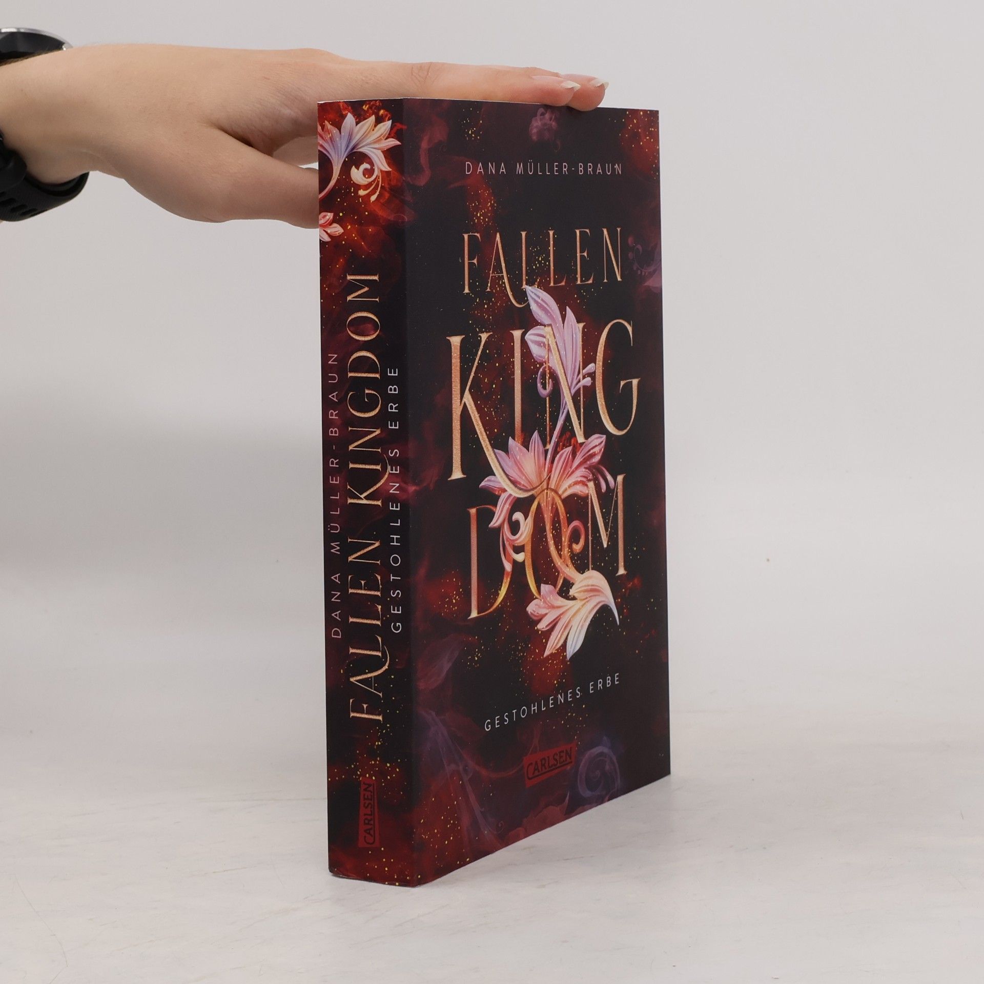 Dana Müller-Braun Fallen Kingdom 1: Gestohlenes Erbe