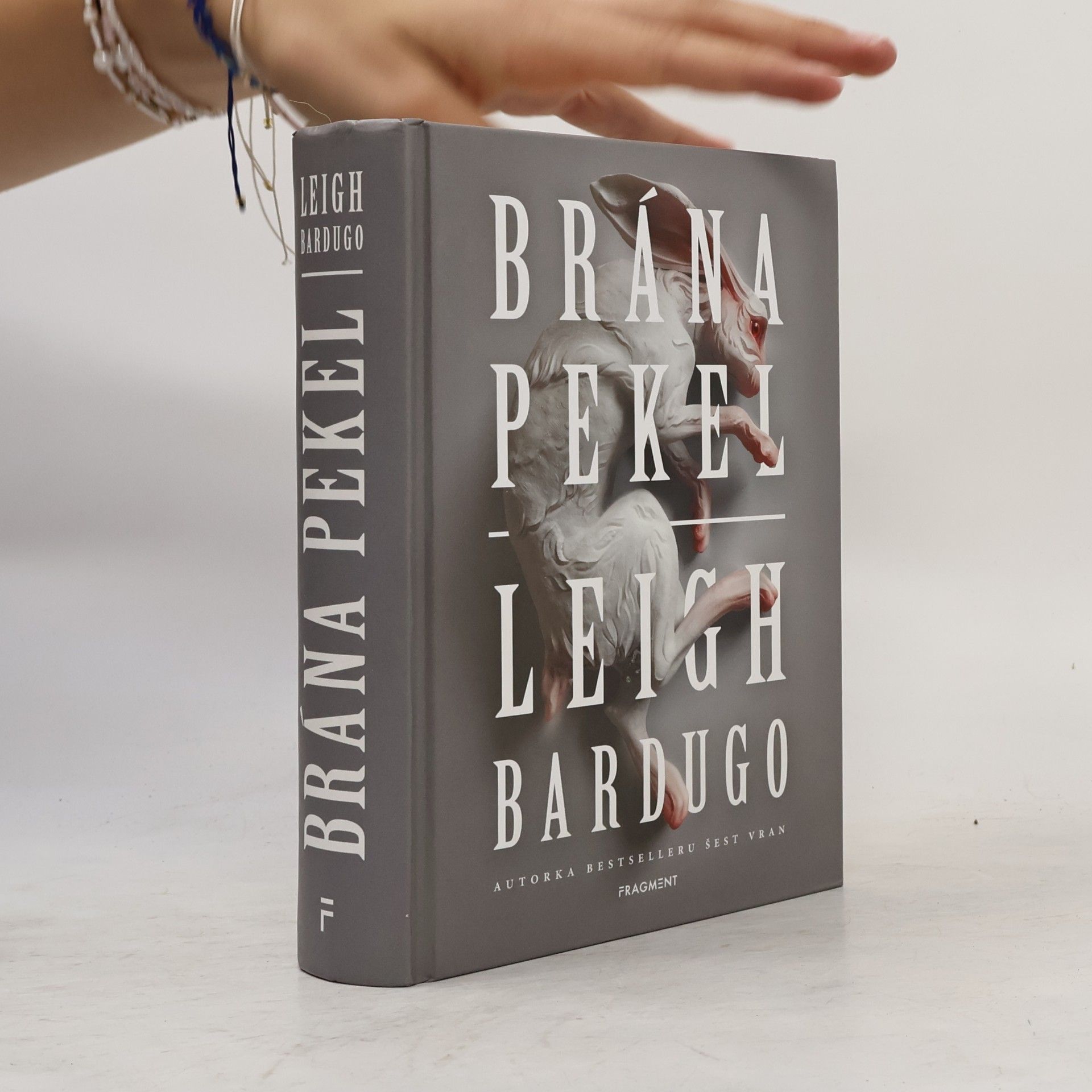 Leigh Bardugo Brána pekel