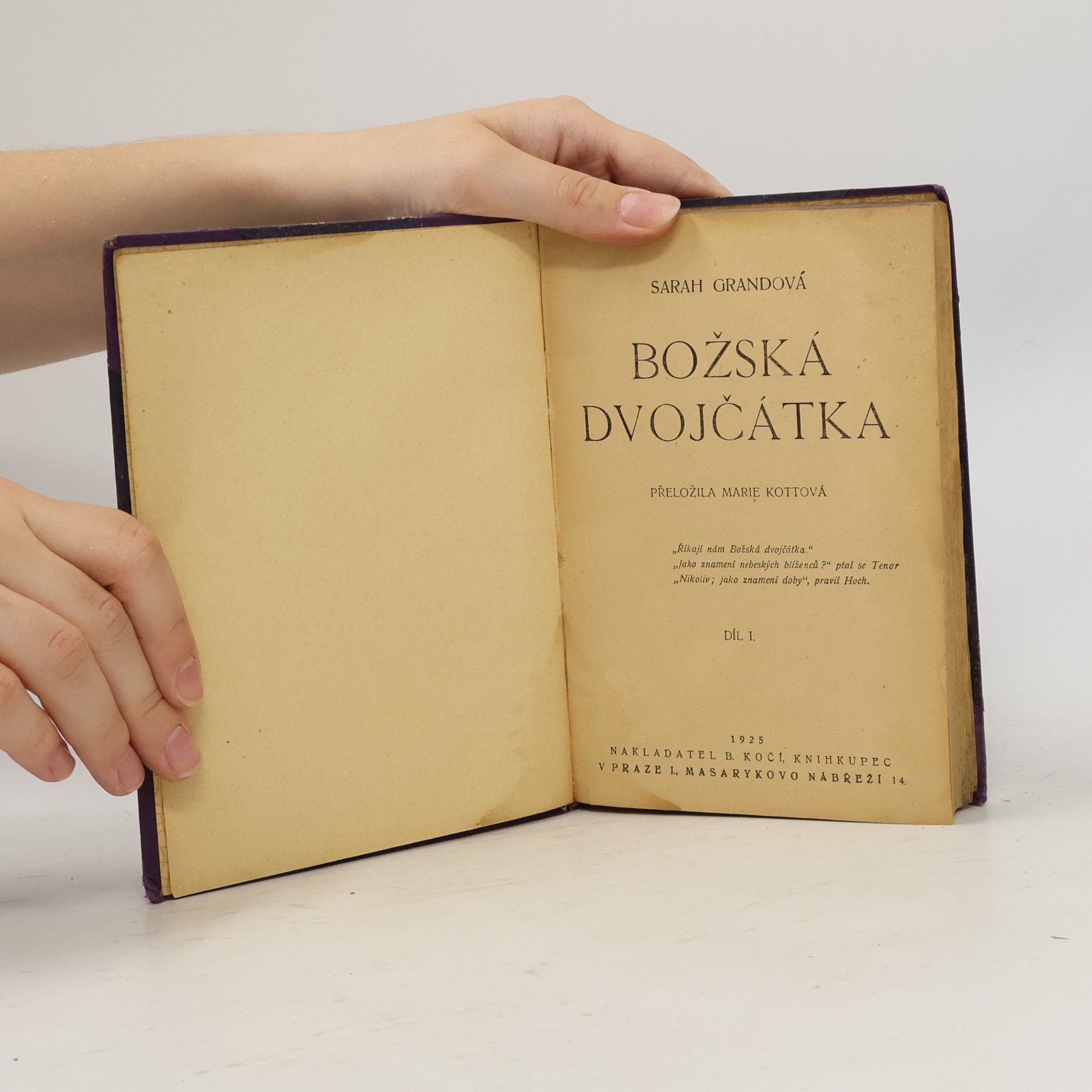 Sarah Grand Božská dvojčátka díl I.