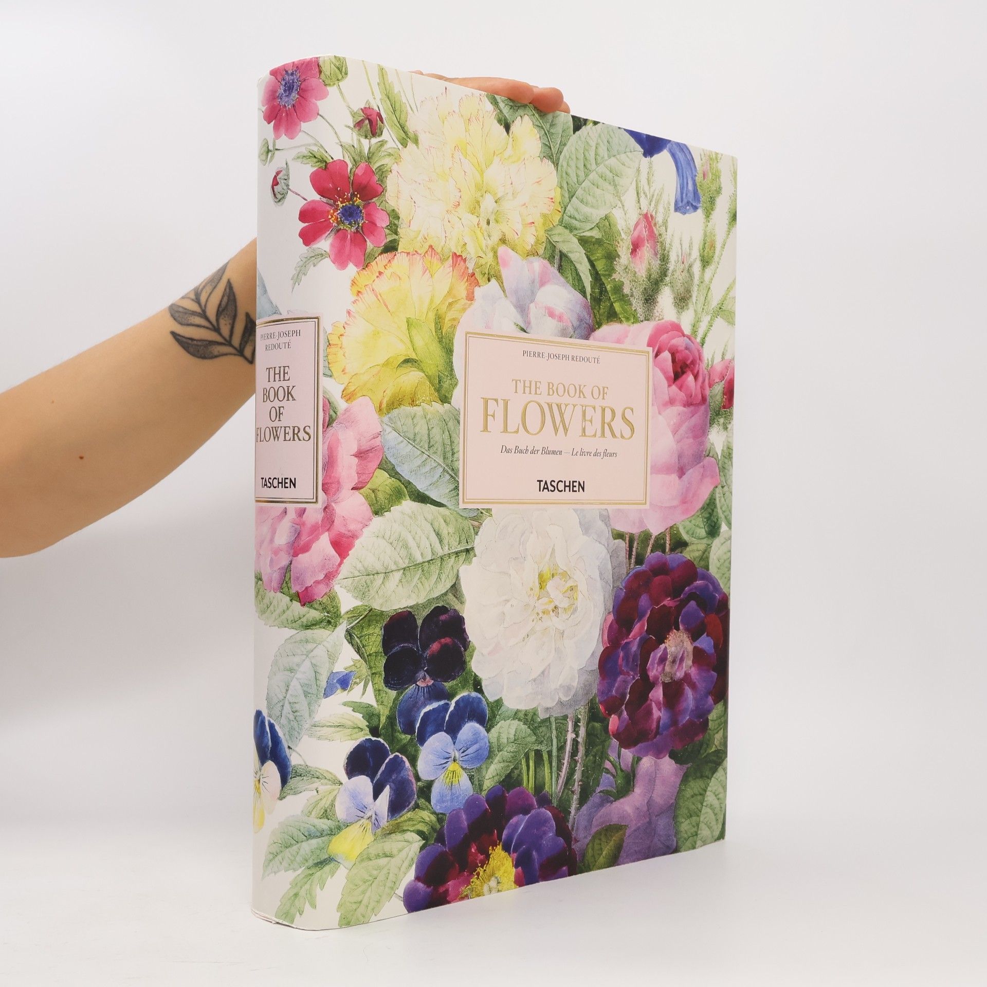 Pierre-Joseph Redouté The book of flowers