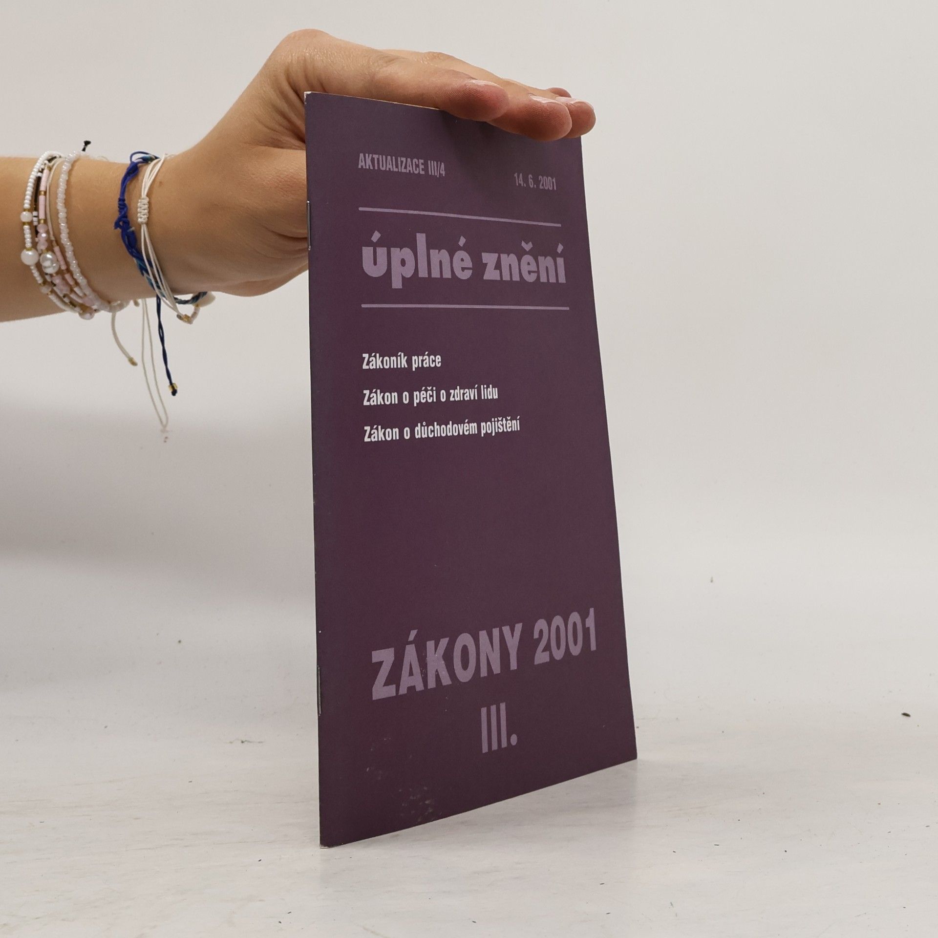 Autorenkollektiv Zákony 2001 III