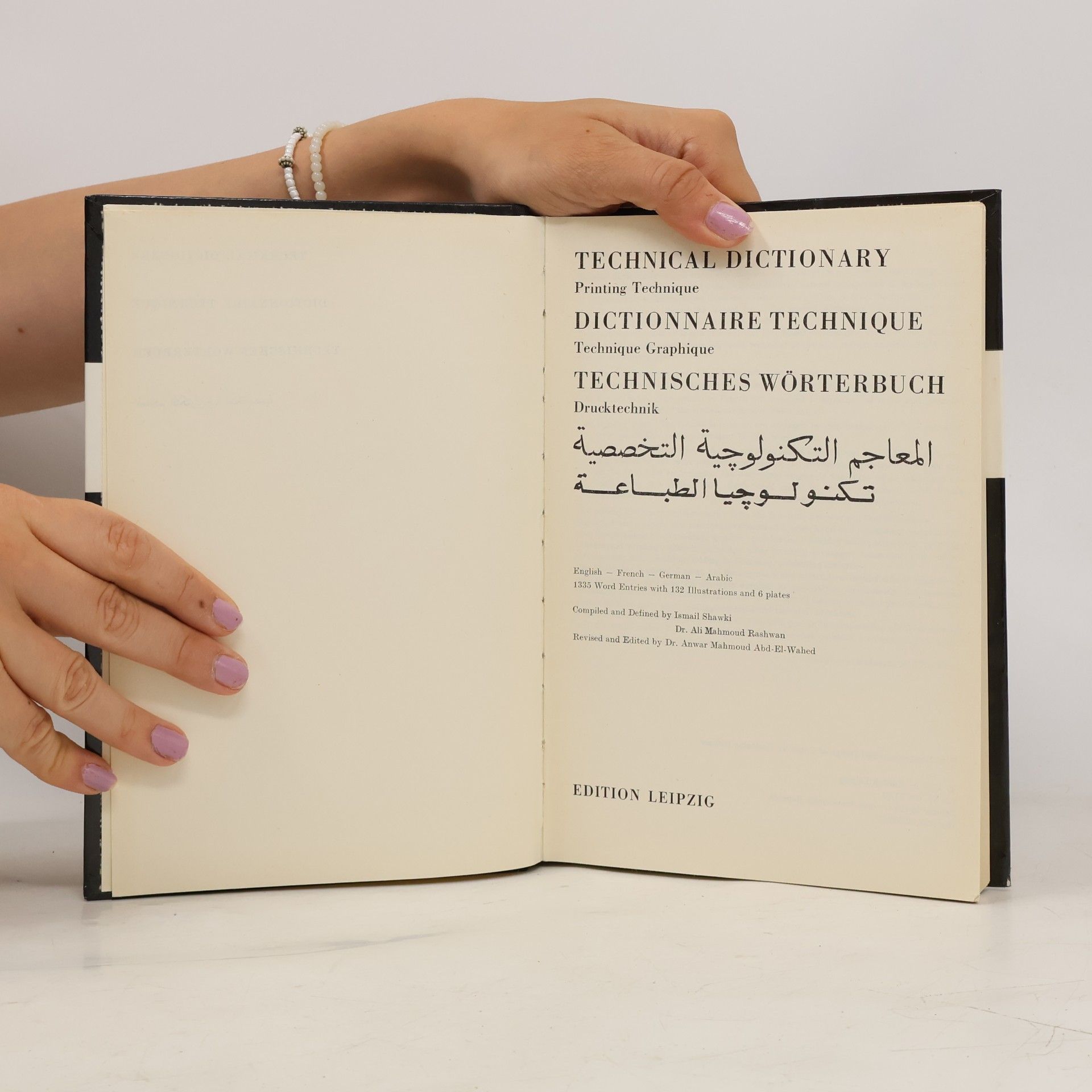 Auteurscollectief Technical Dictionary = Dictionnaire Technique = Technisches Wörterbuch = المعاجم التكنولوجية التخصصية