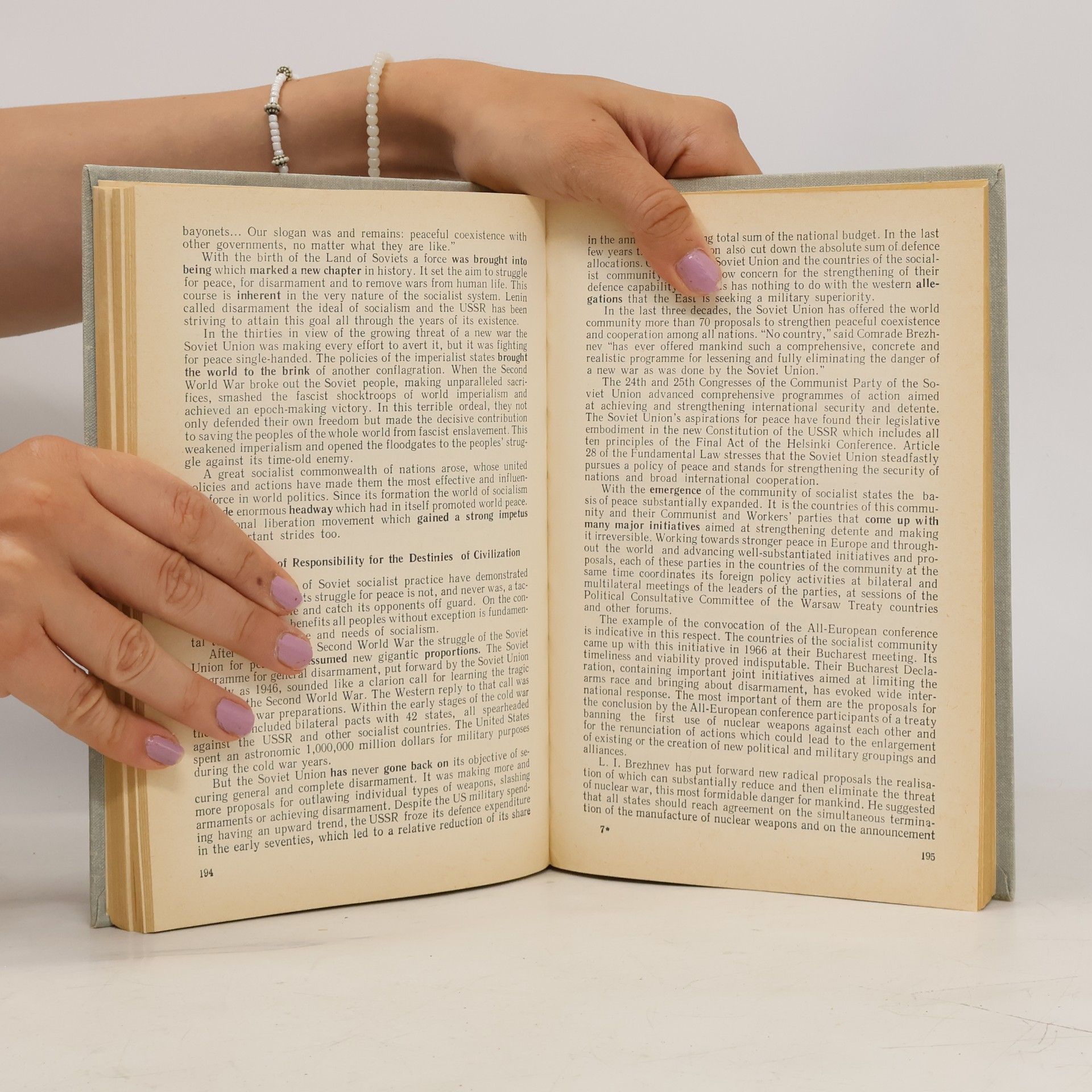 Kolektiv autorů English by Correspondence