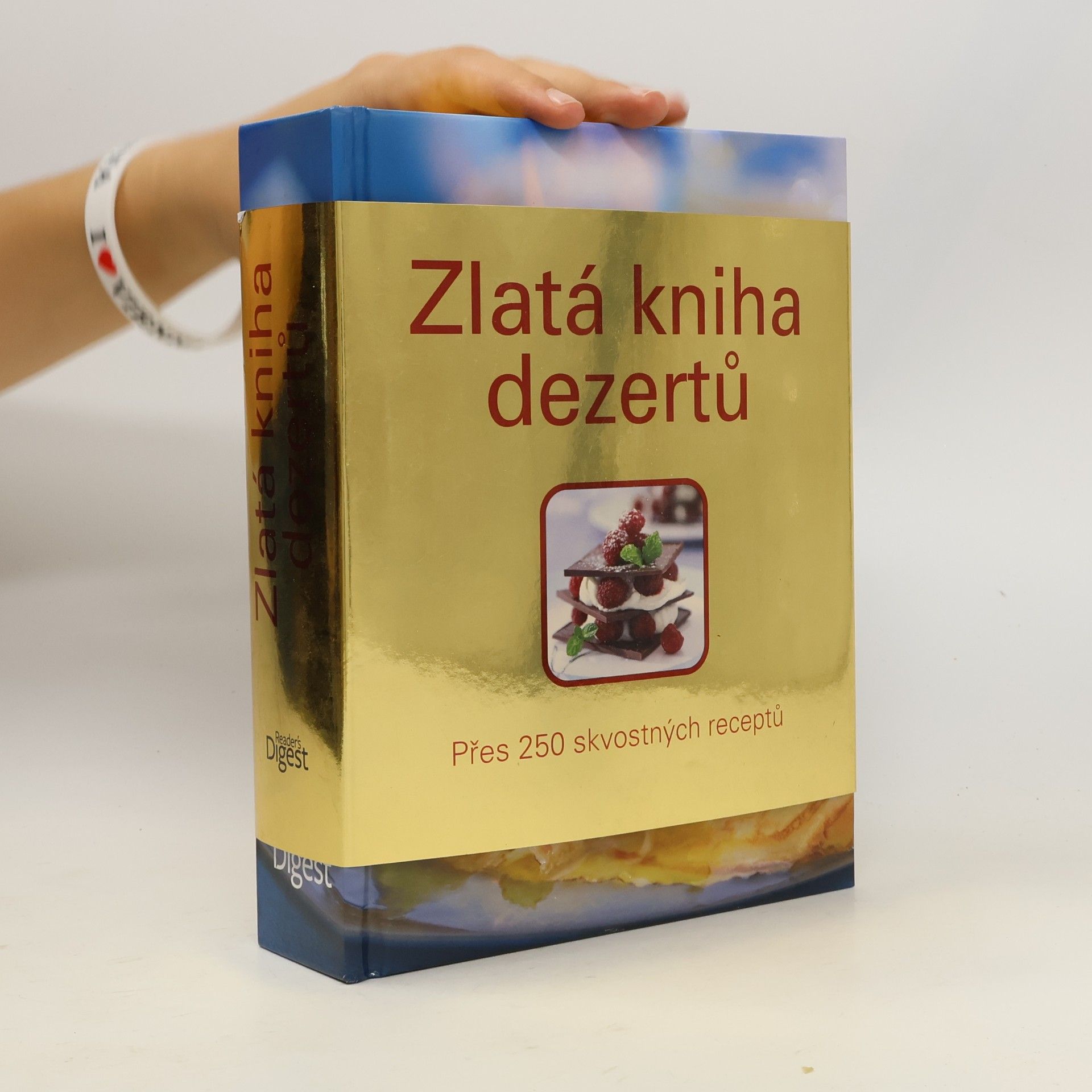 Autorenkollektiv Zlatá kniha dezertů