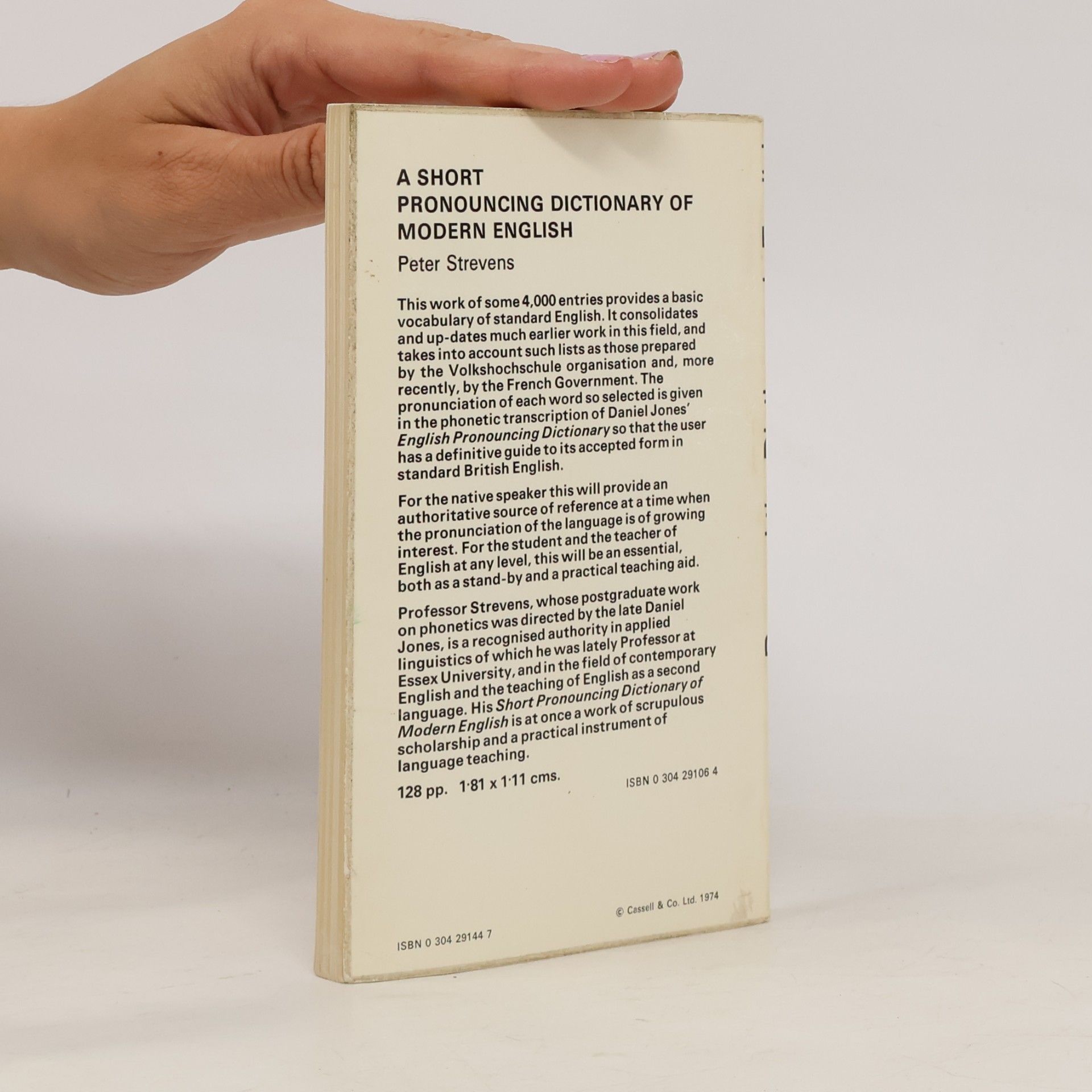 Peter Strevens Beyond the Dictionary in English