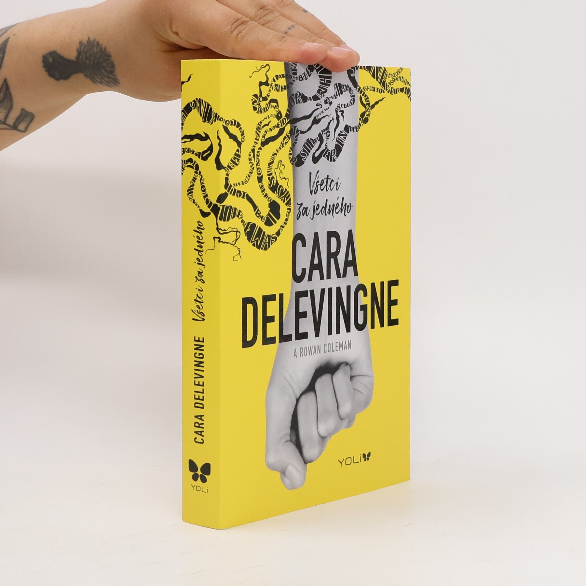 Cara Delevingne Všetci za jedného