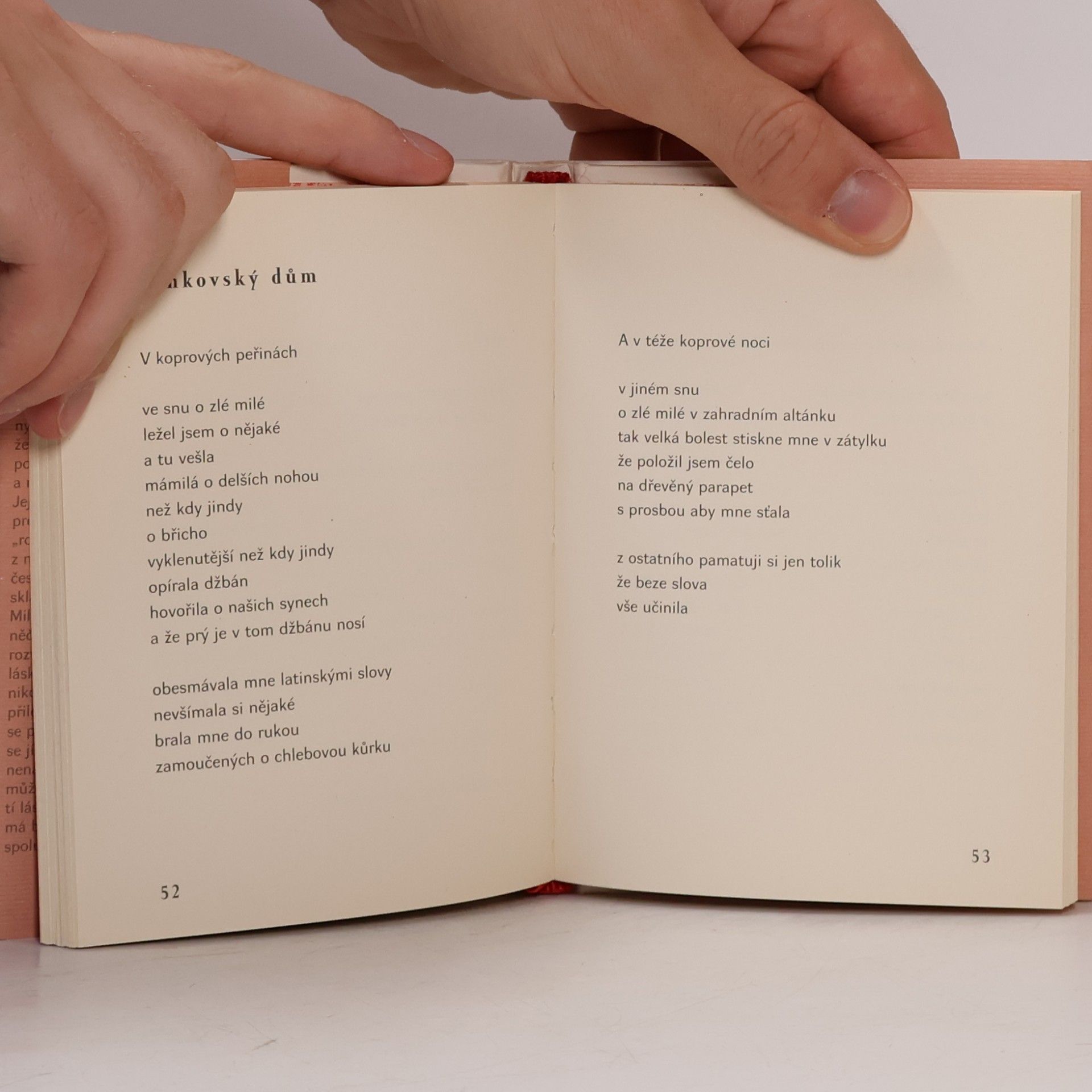 Pavel Šrut Příběh slasti : (výbor z milostné poezie 1965-2002)