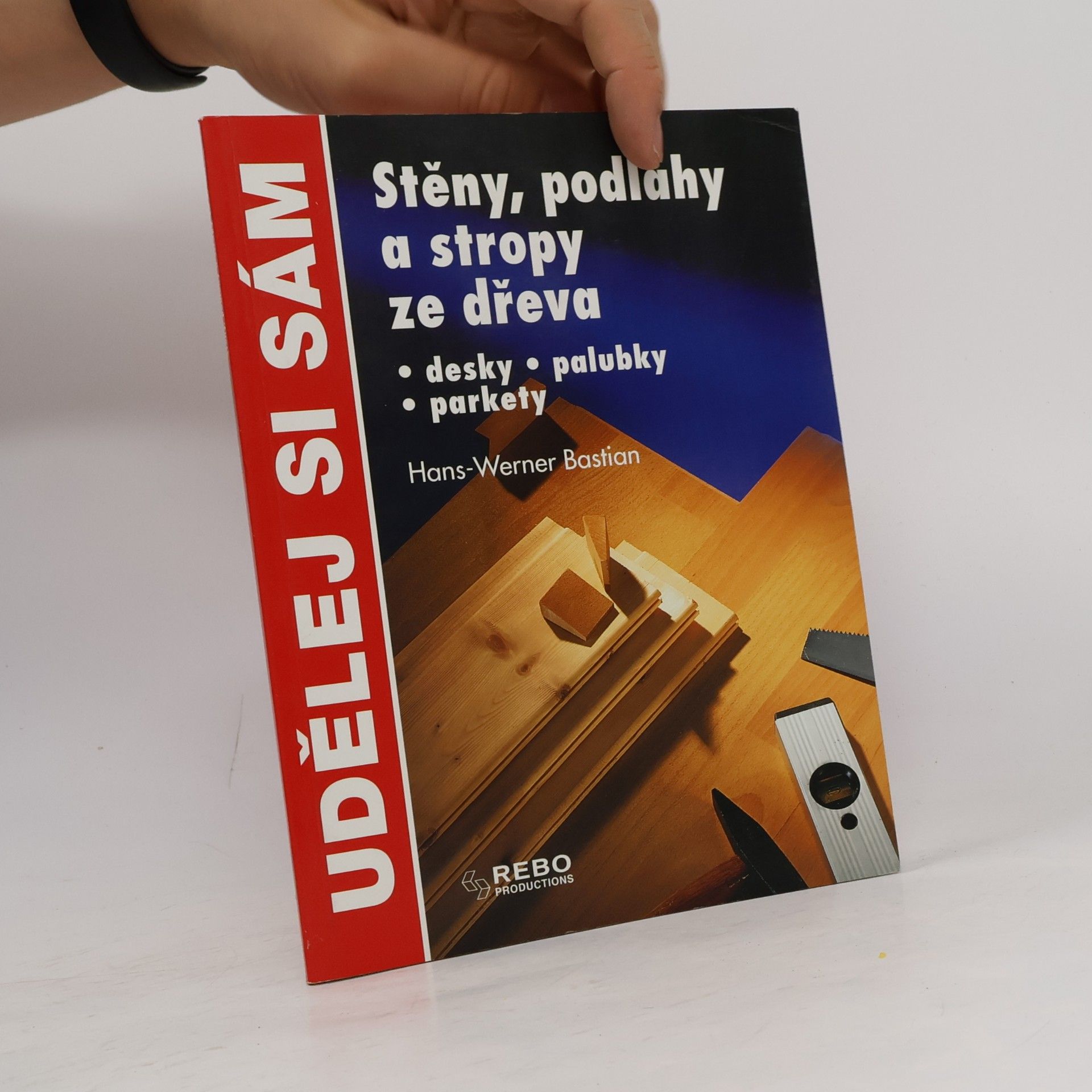 HansWerner Bastian Stěny, podlahy a stropy ze dřeva