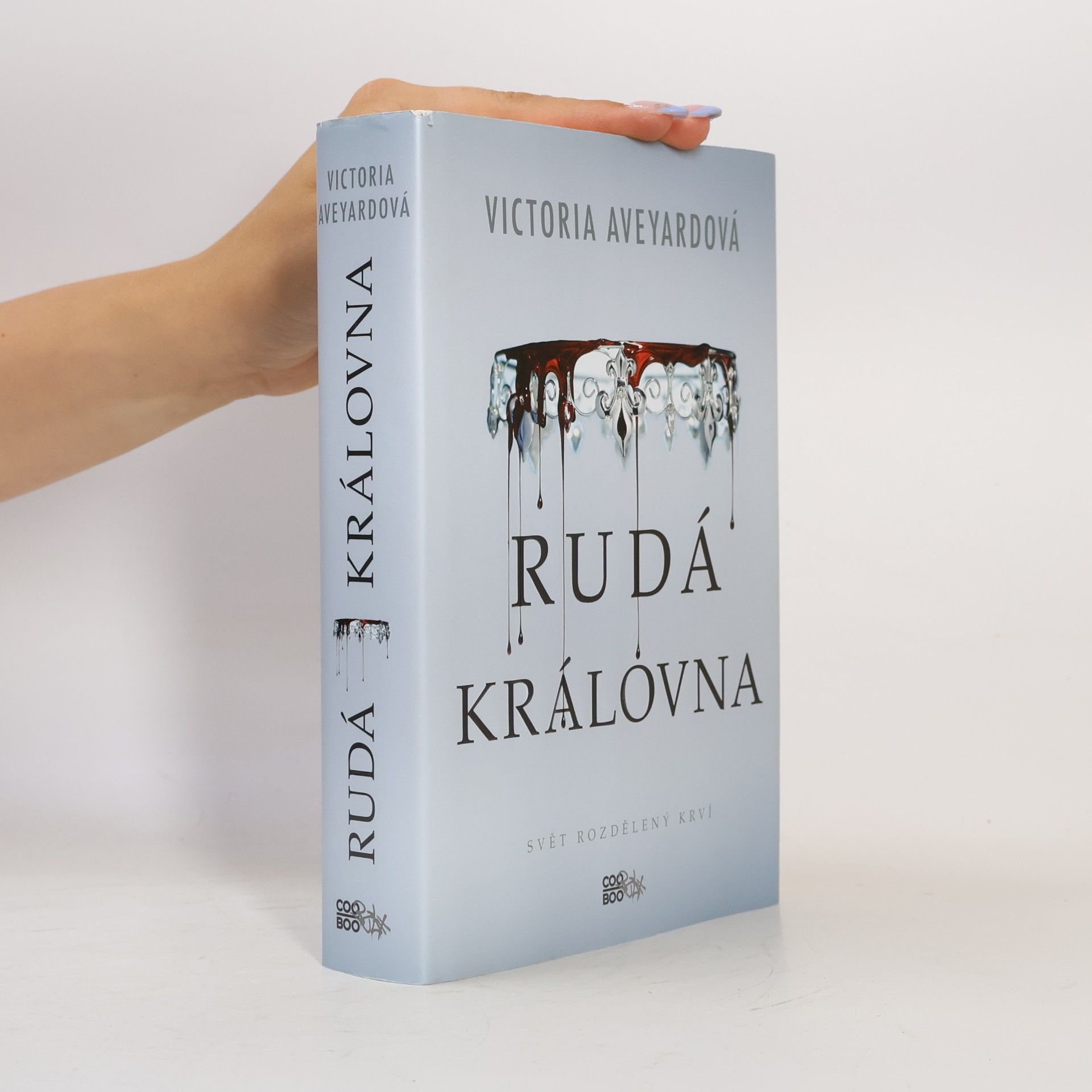 Victoria Aveyard Rudá královna. 1. díl