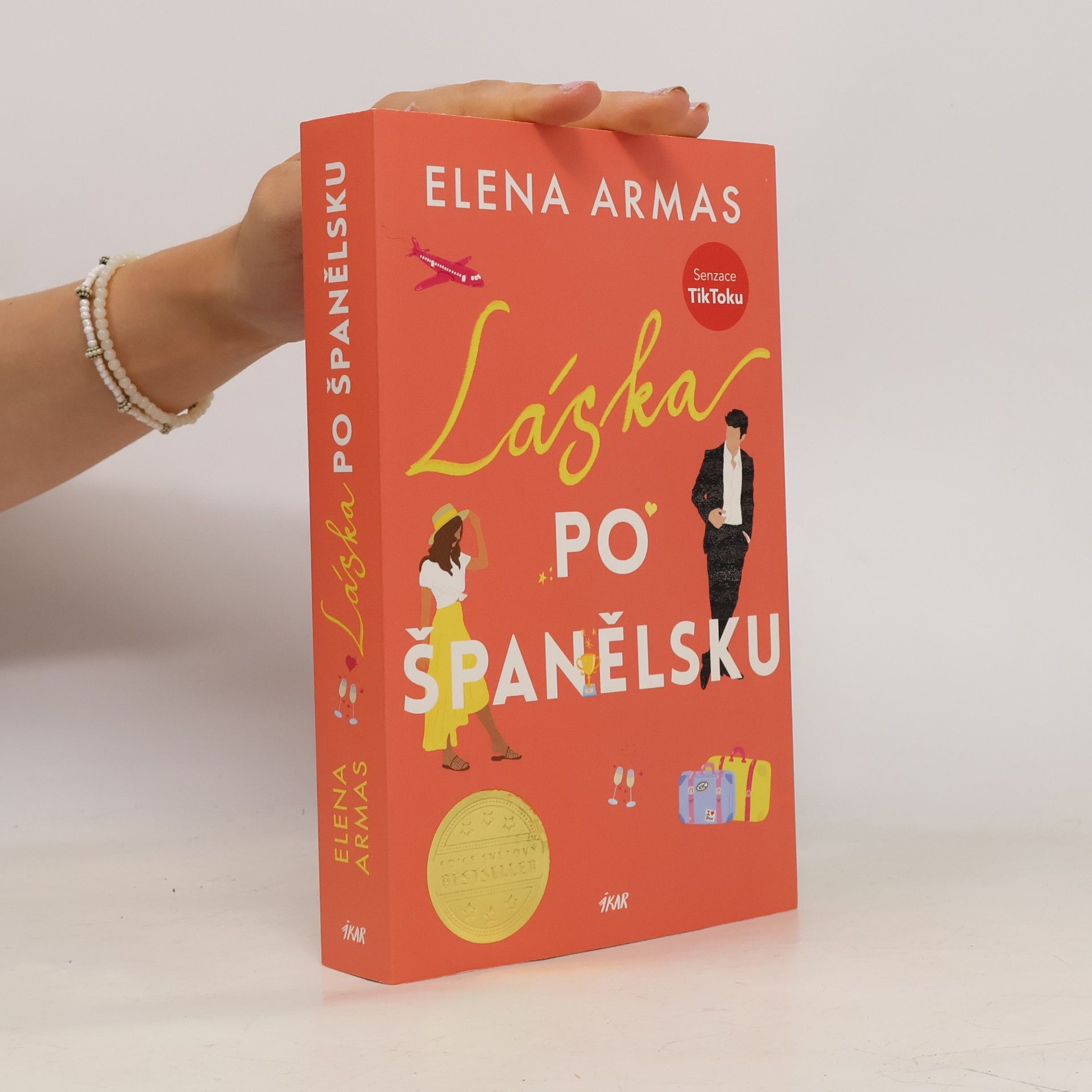 Elena Armas Láska po španělsku