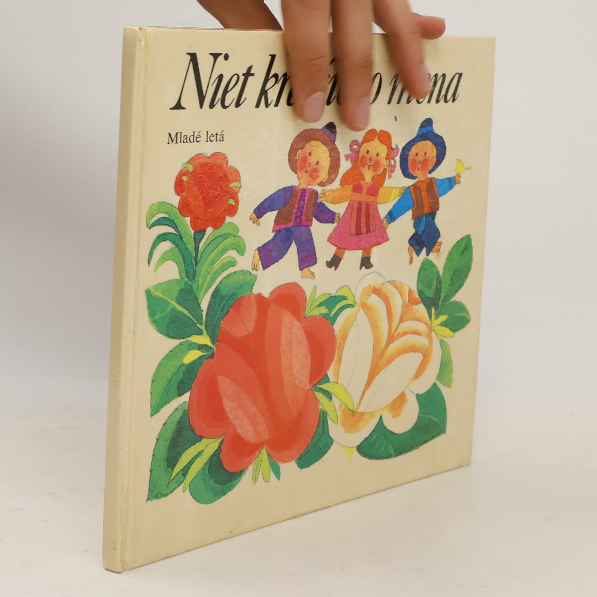 Various authors Niet krajšieho mena