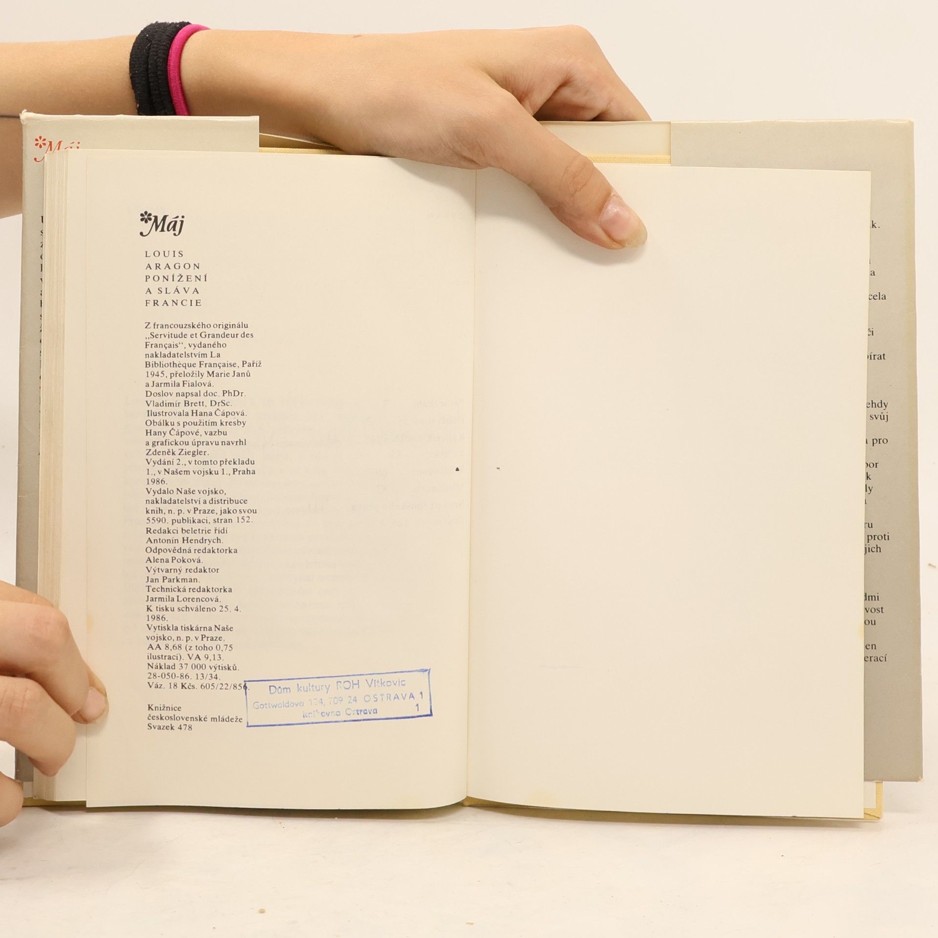 Louis Aragon Ponížení a sláva Francie