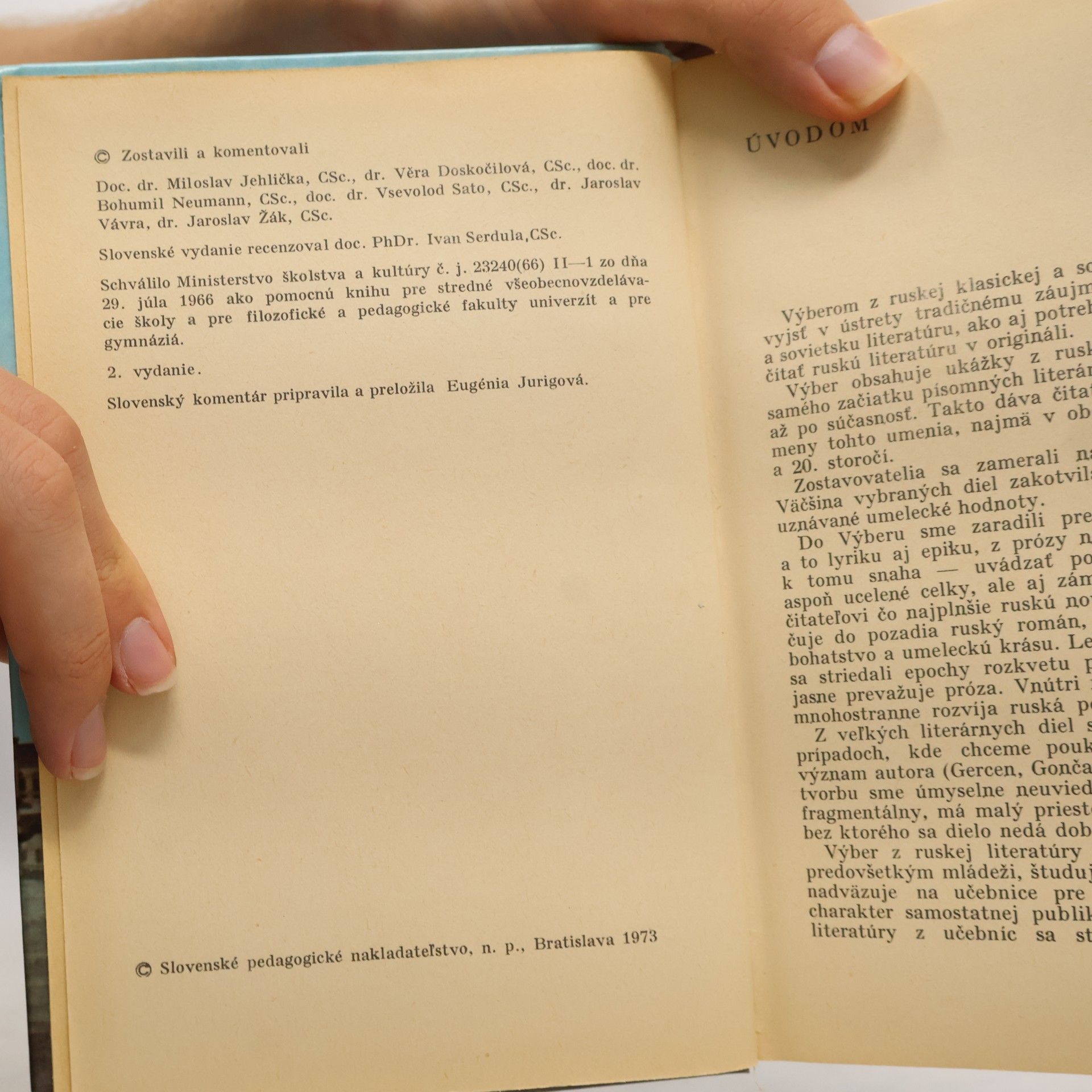 Autorenkollektiv Výber z ruskej literatúry klasickej a sovietskej