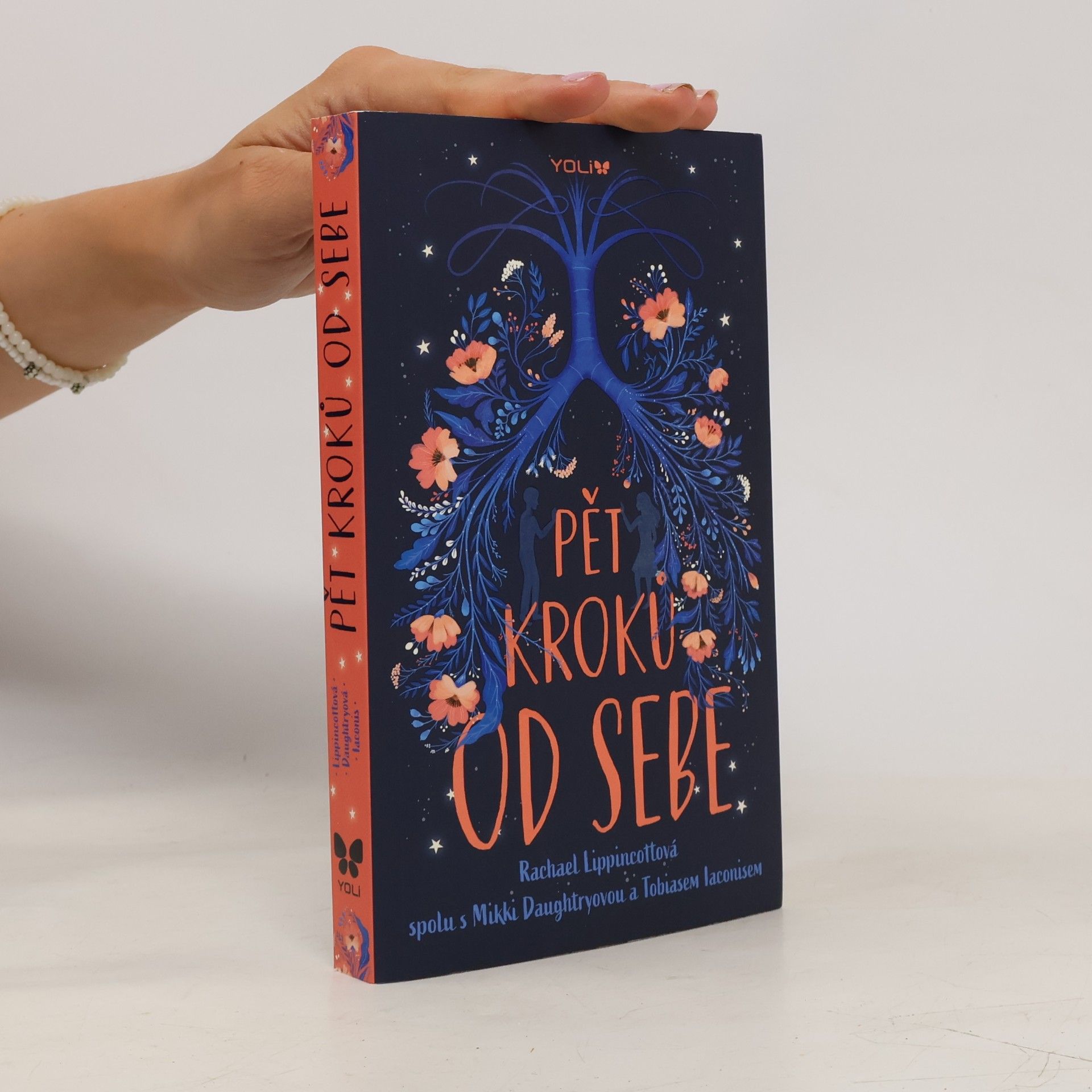 Rachael Lippincott Pět kroků od sebe