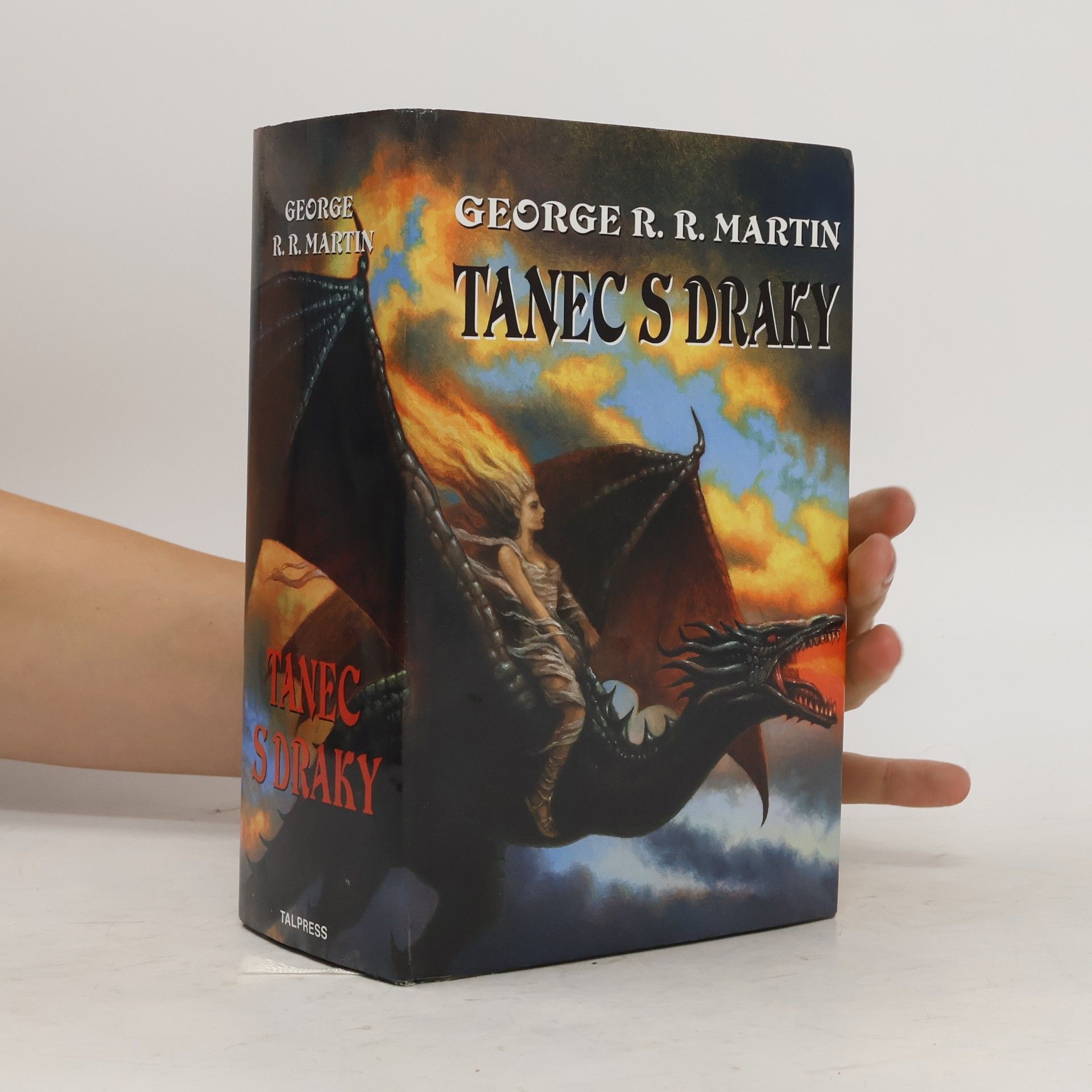 George R. R. Martin Tanec s draky