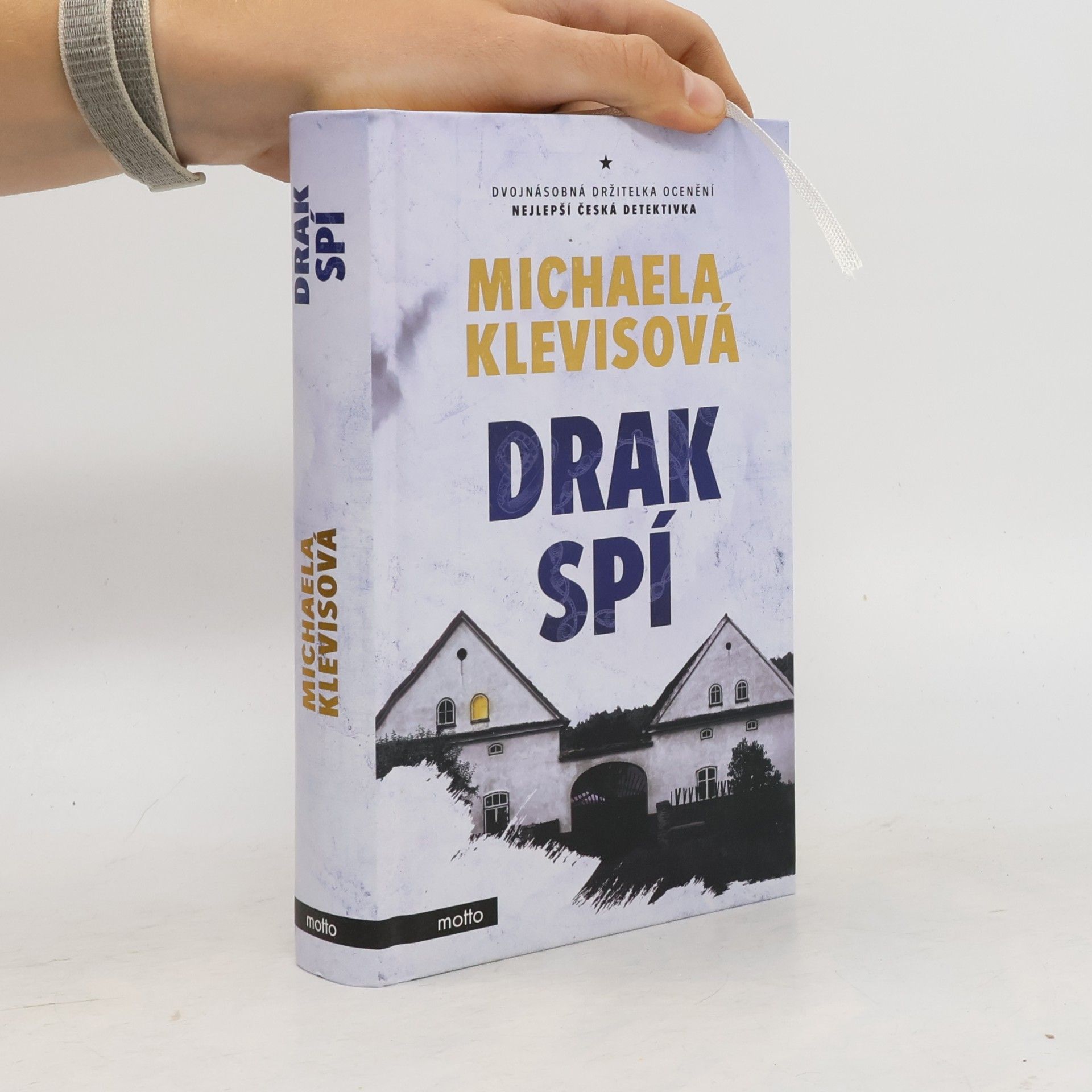 Michaela Klevisová Drak spí