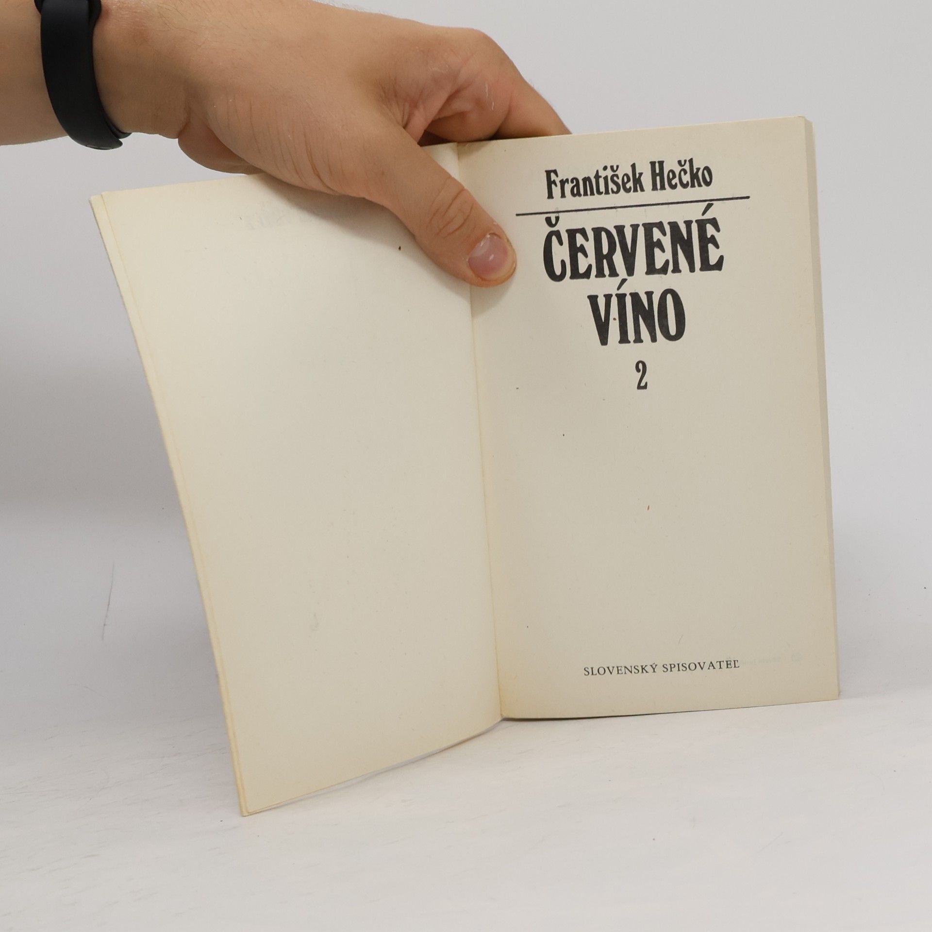 František Hečko Červené víno 2