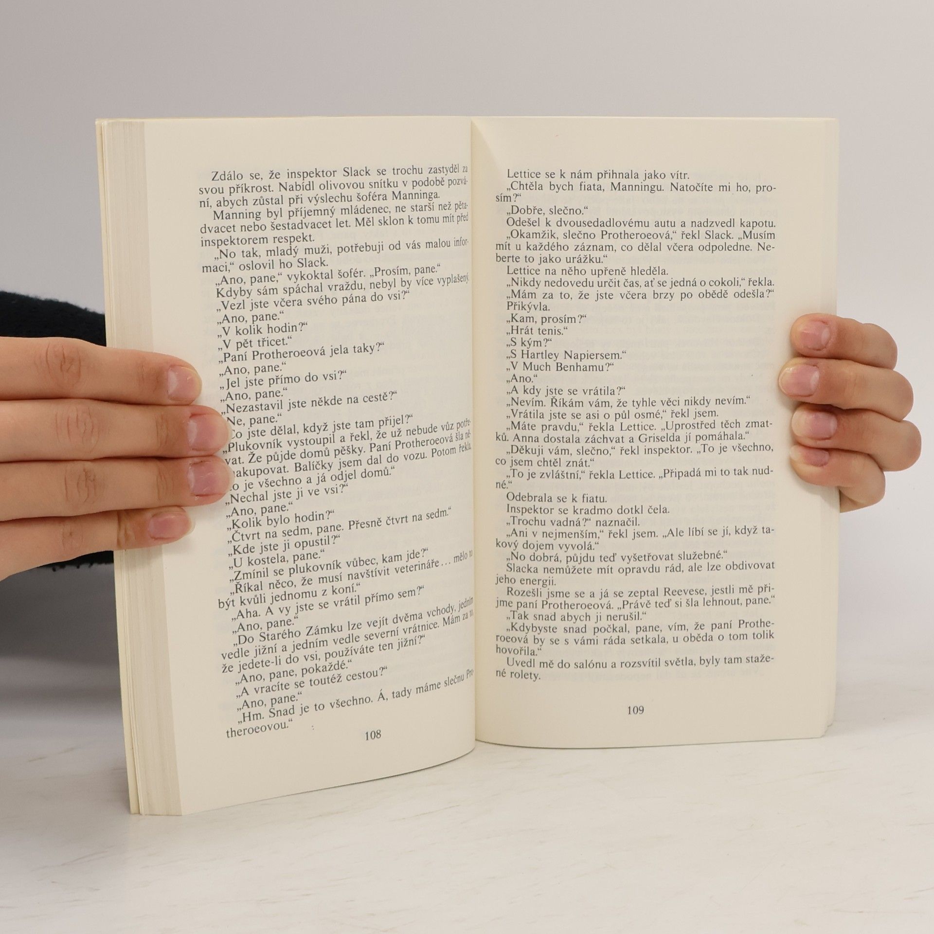Agatha Christie Vražda na faře