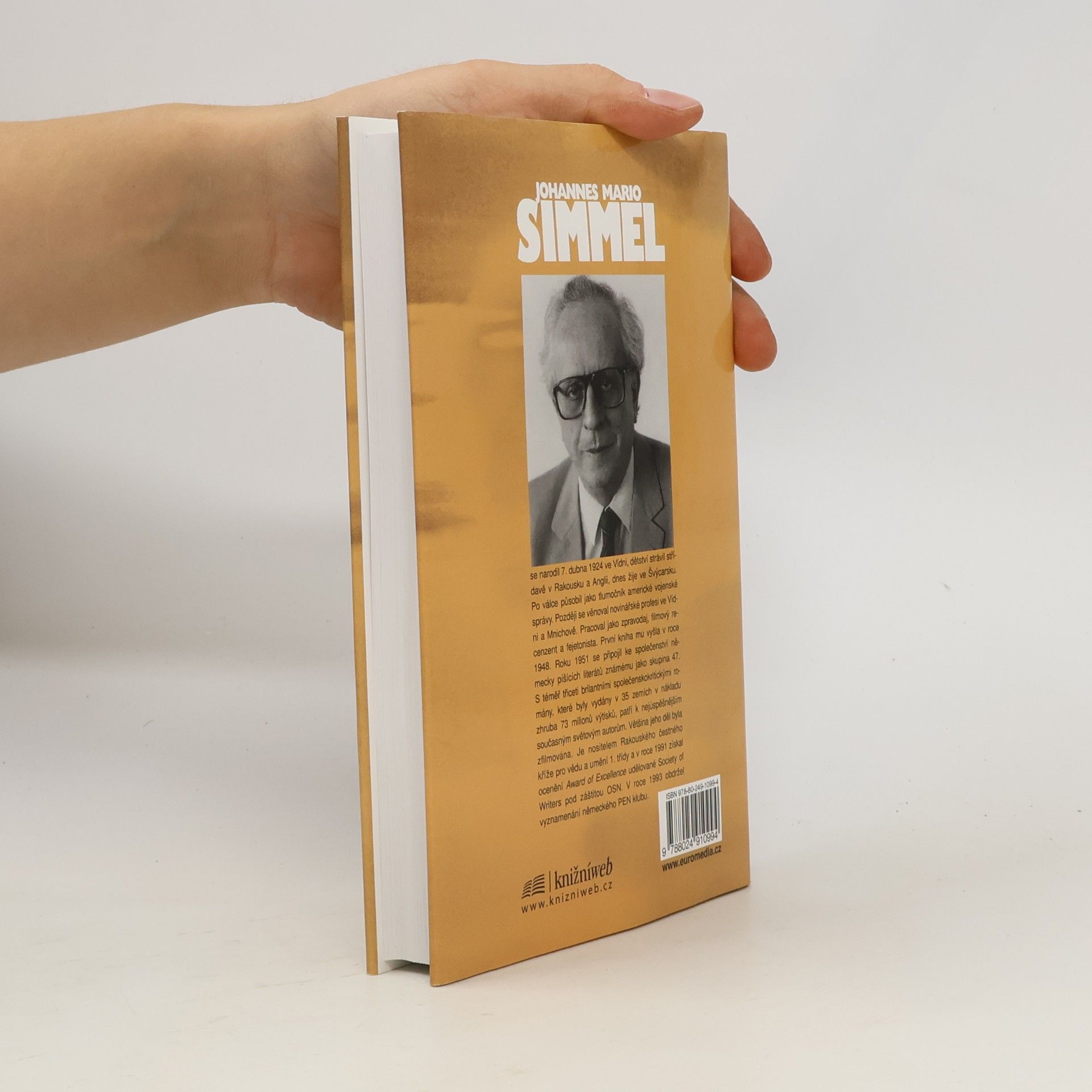 Johannes Mario Simmel Země zůstane ještě dlouho mladá