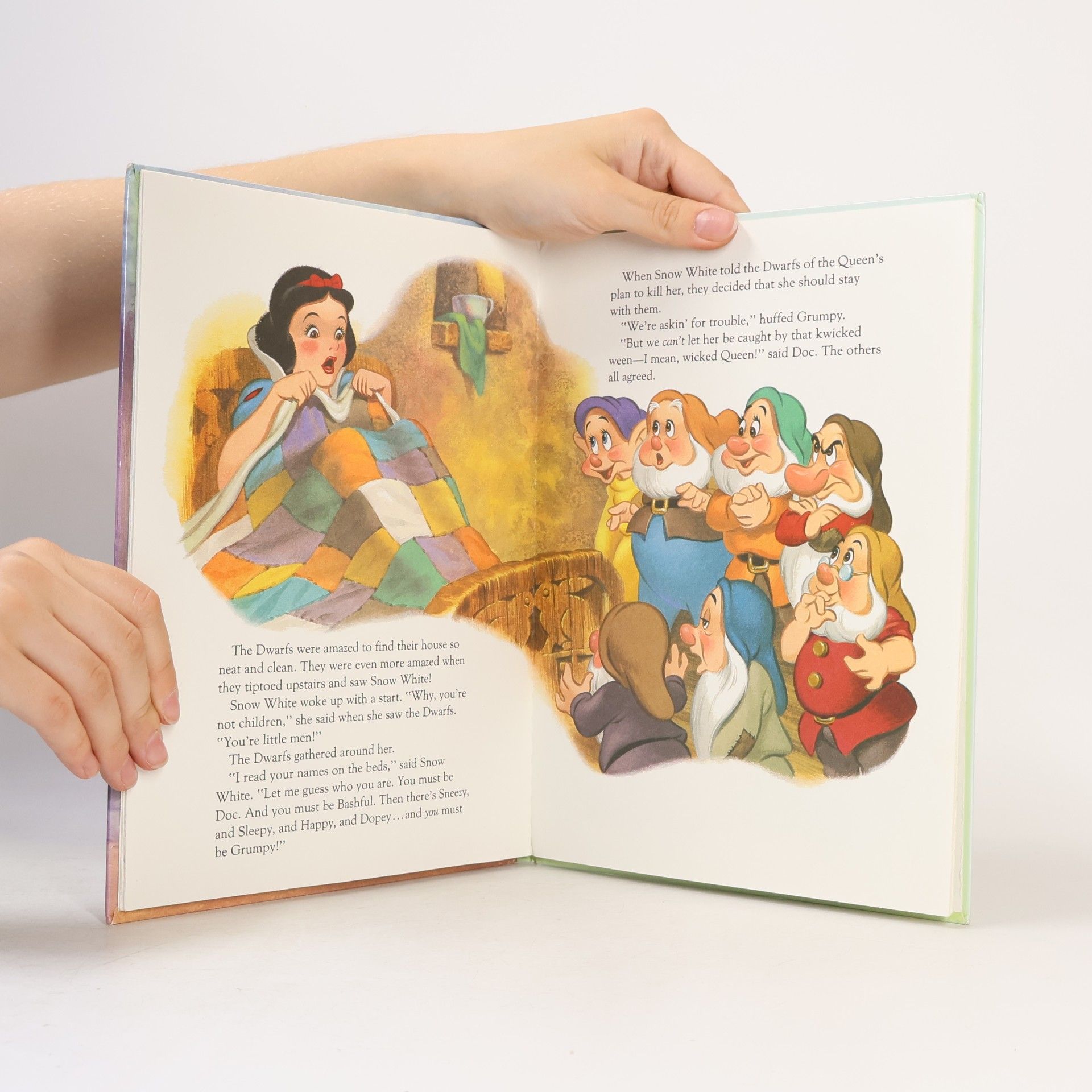 Collectif d'auteurs Walt Disney's Snow White and the Seven Dwarfs