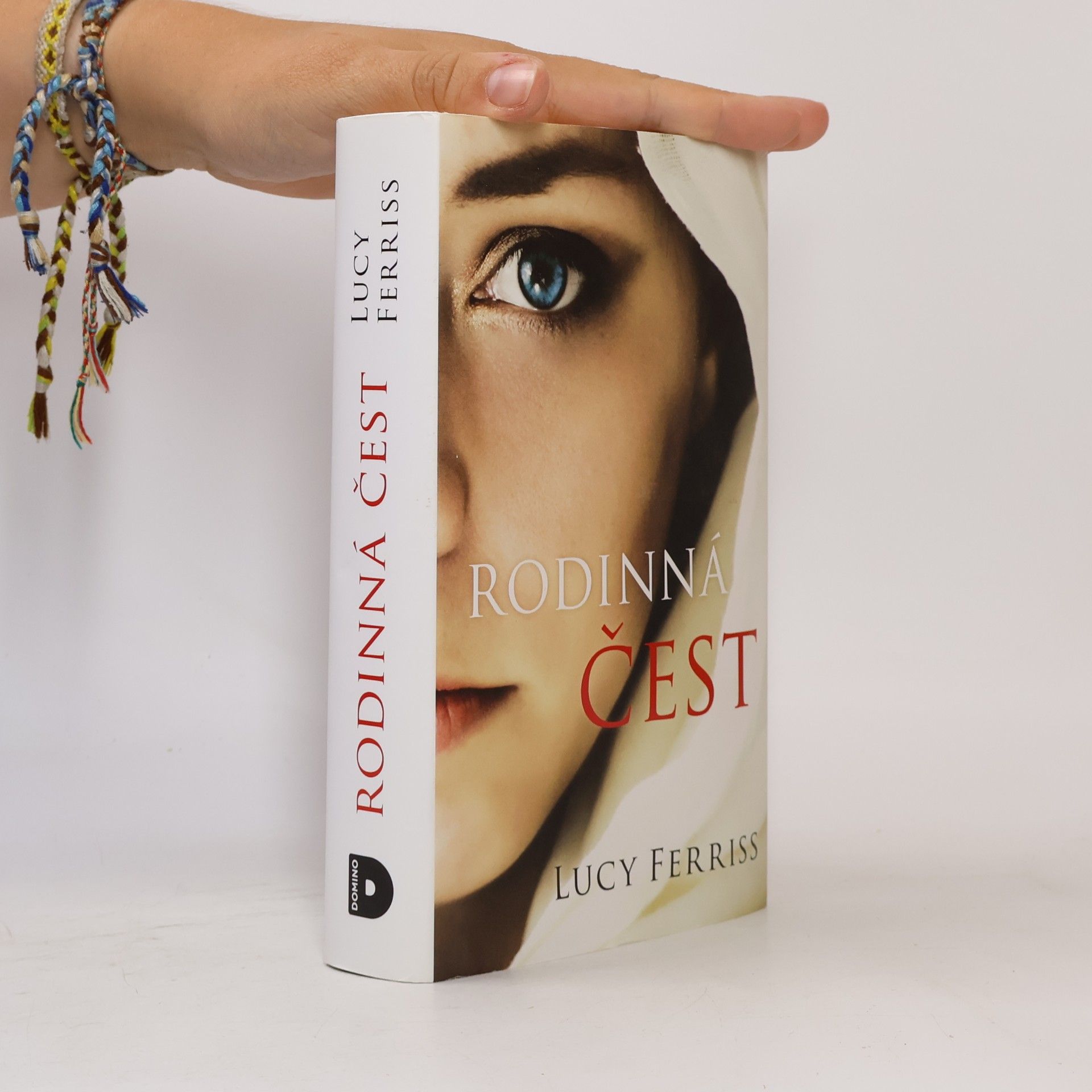 Lucy Ferriss Rodinná čest