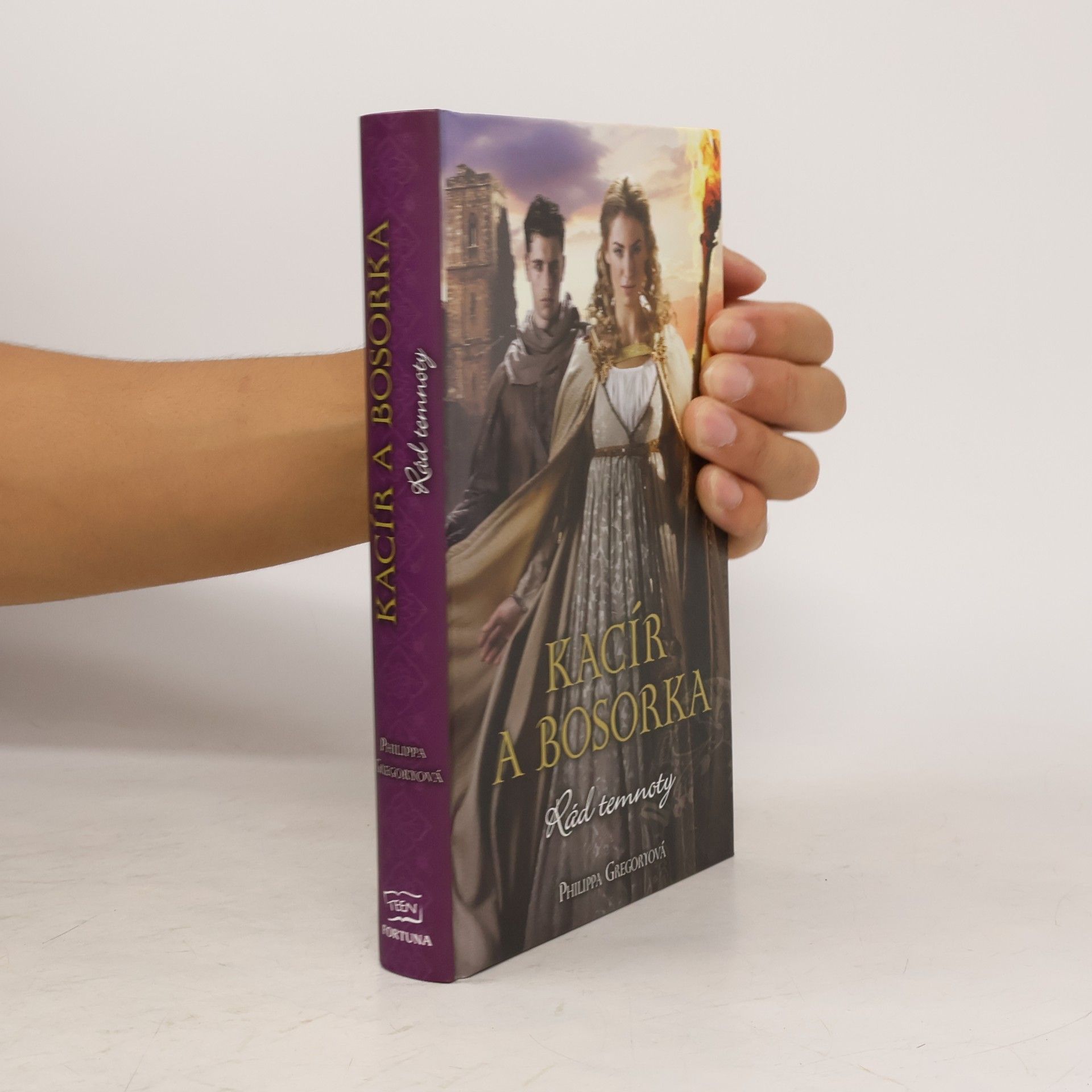 Philippa Gregory Kacír a bosorka