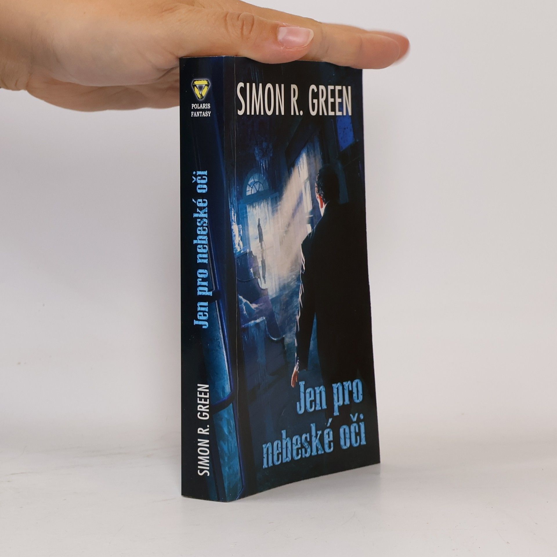 Simon Richard Green Jen pro nebeské oči