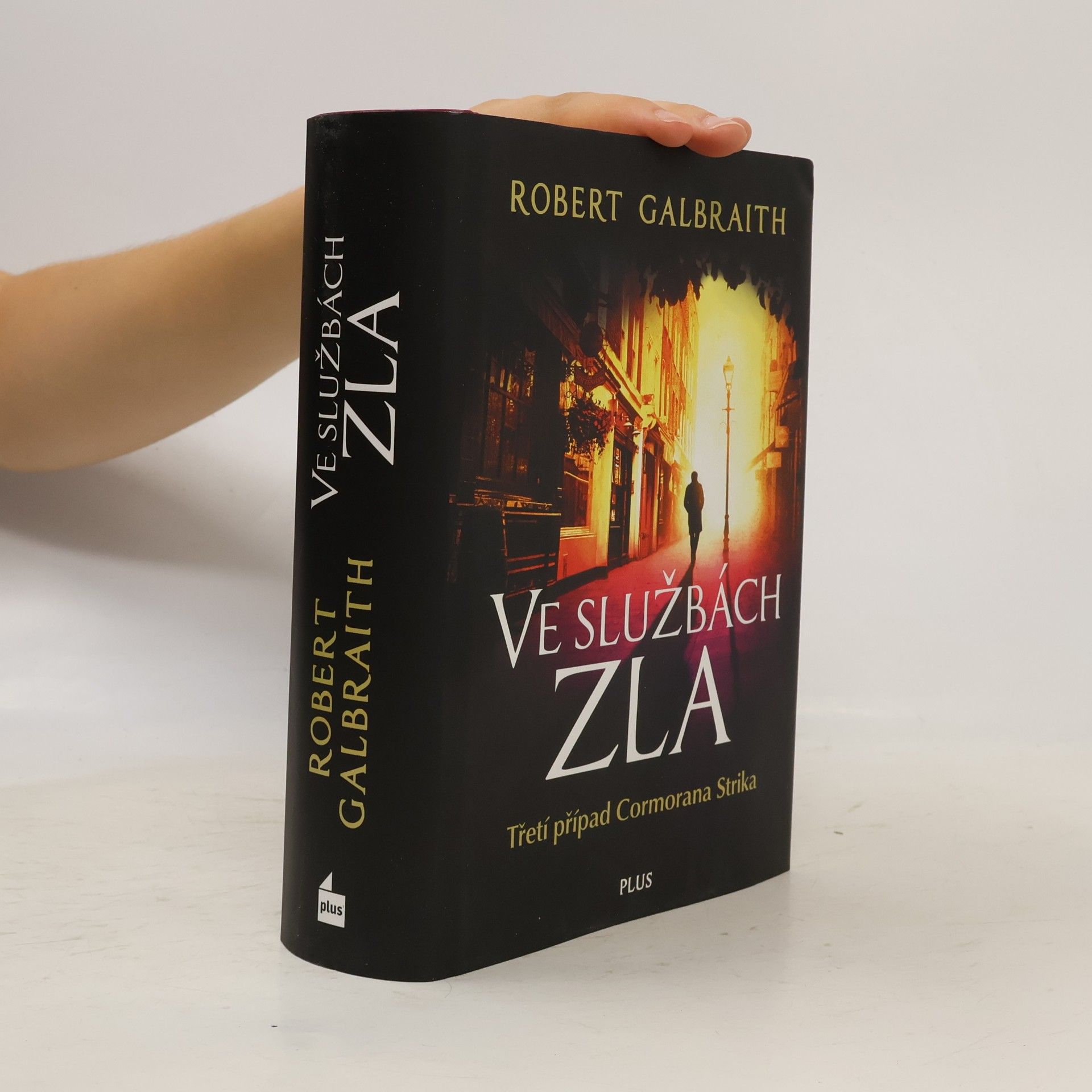 Joanne K. Rowlingová Ve službách zla