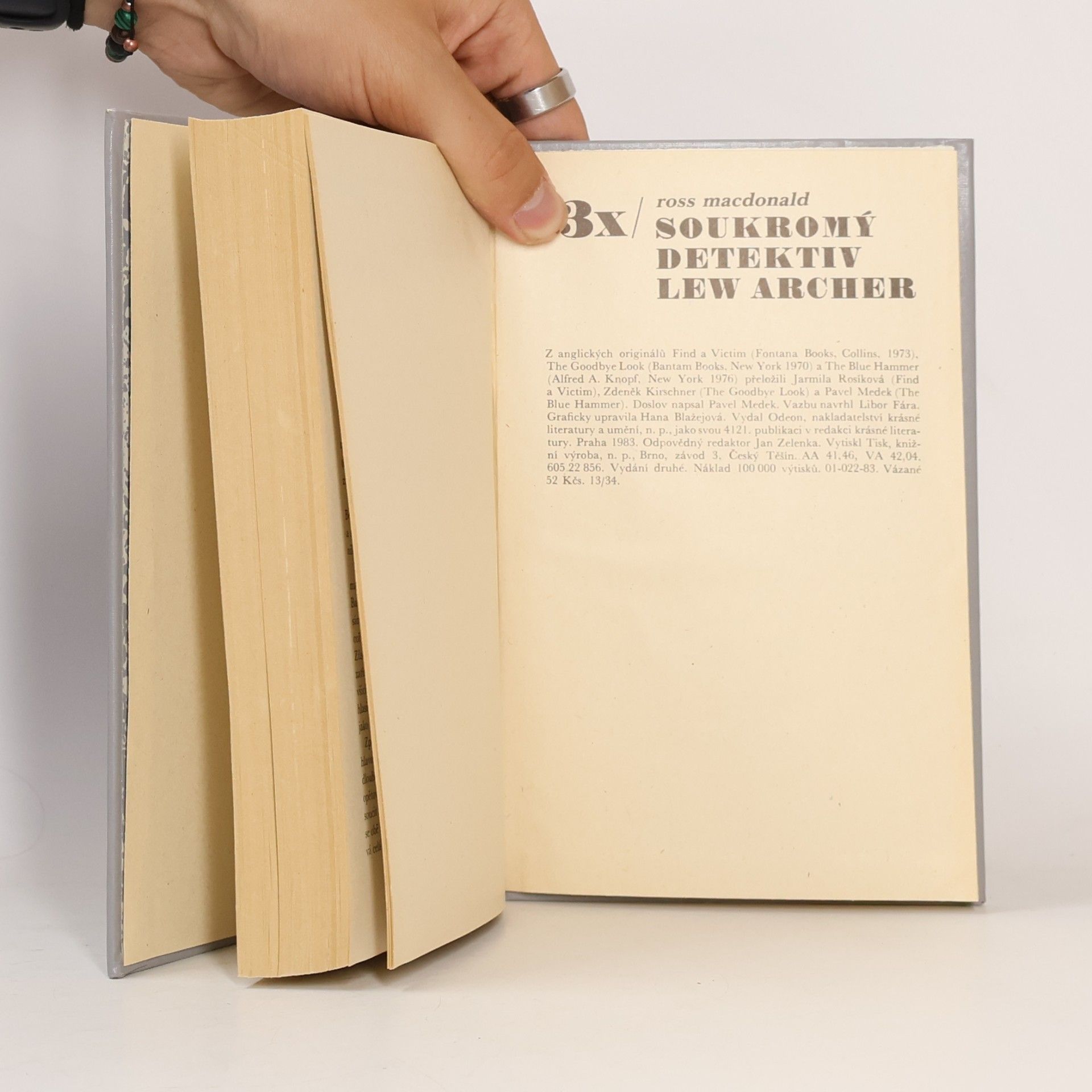 Ross Macdonald Třikrát soukromý detektiv Lew Archer