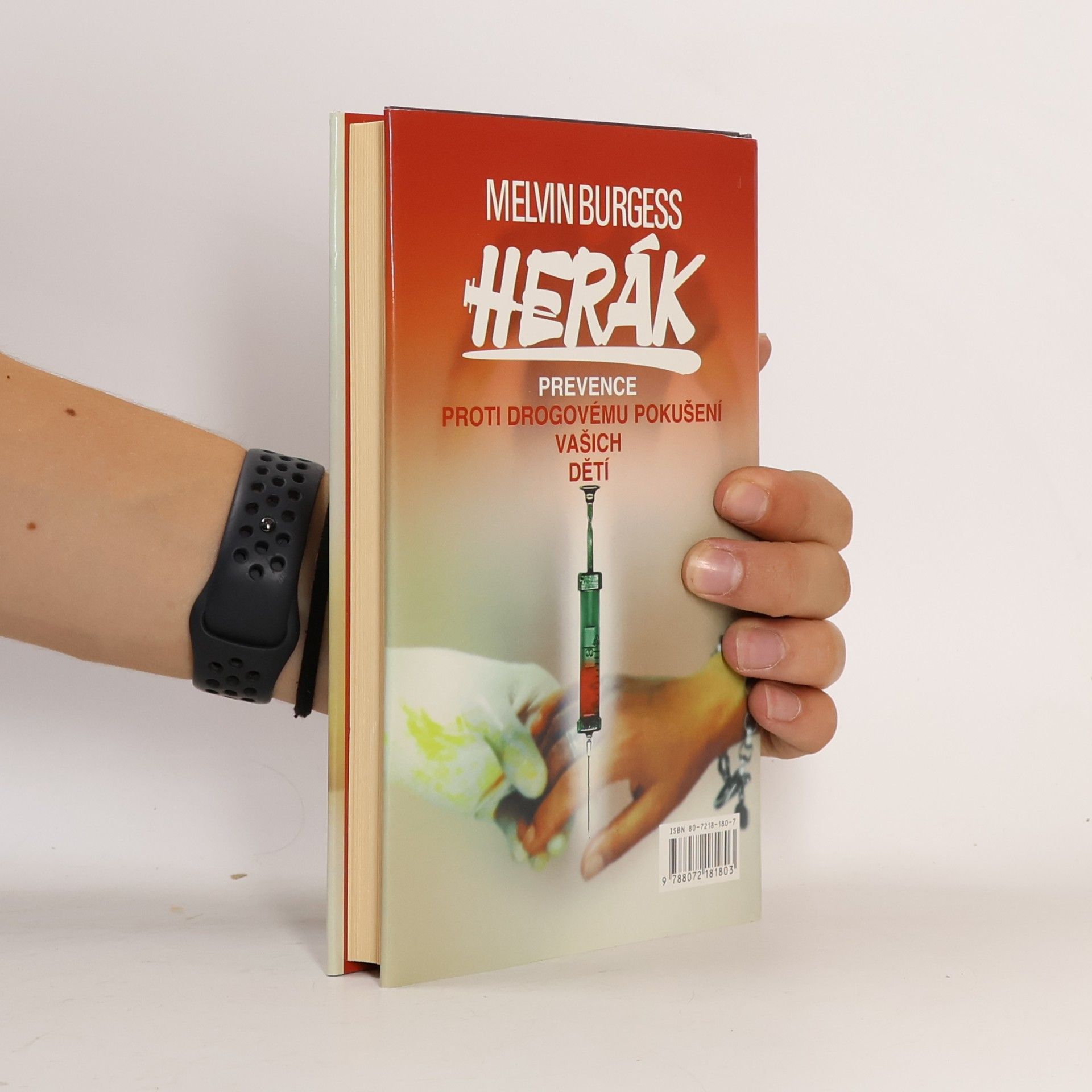 Melvin Burgess Herák