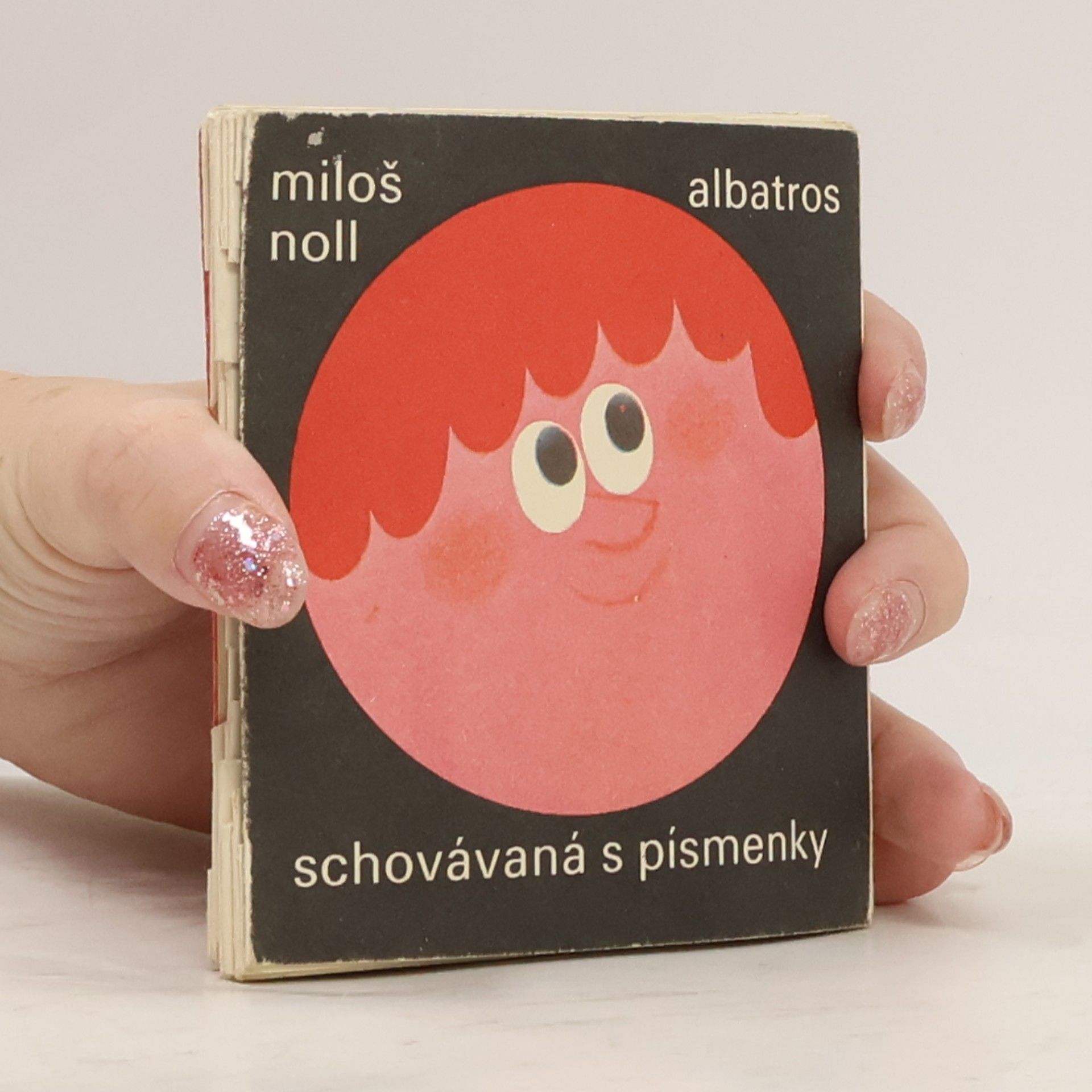 Miloš Noll Schovávaná s písmenky 1. díl: A-L (pop-up leporelo)