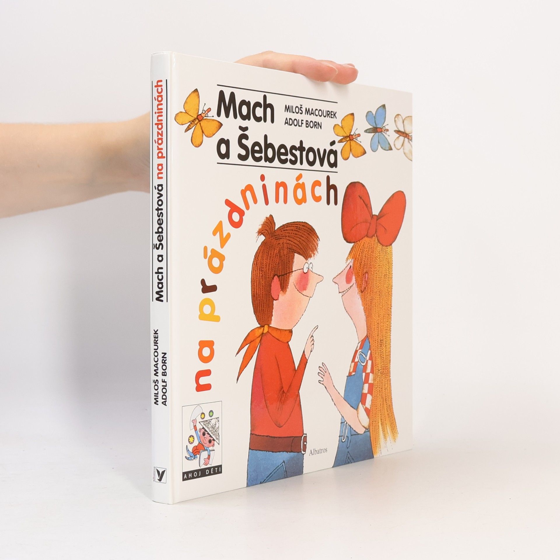Miloš Macourek Mach a Šebestová na prázdninách