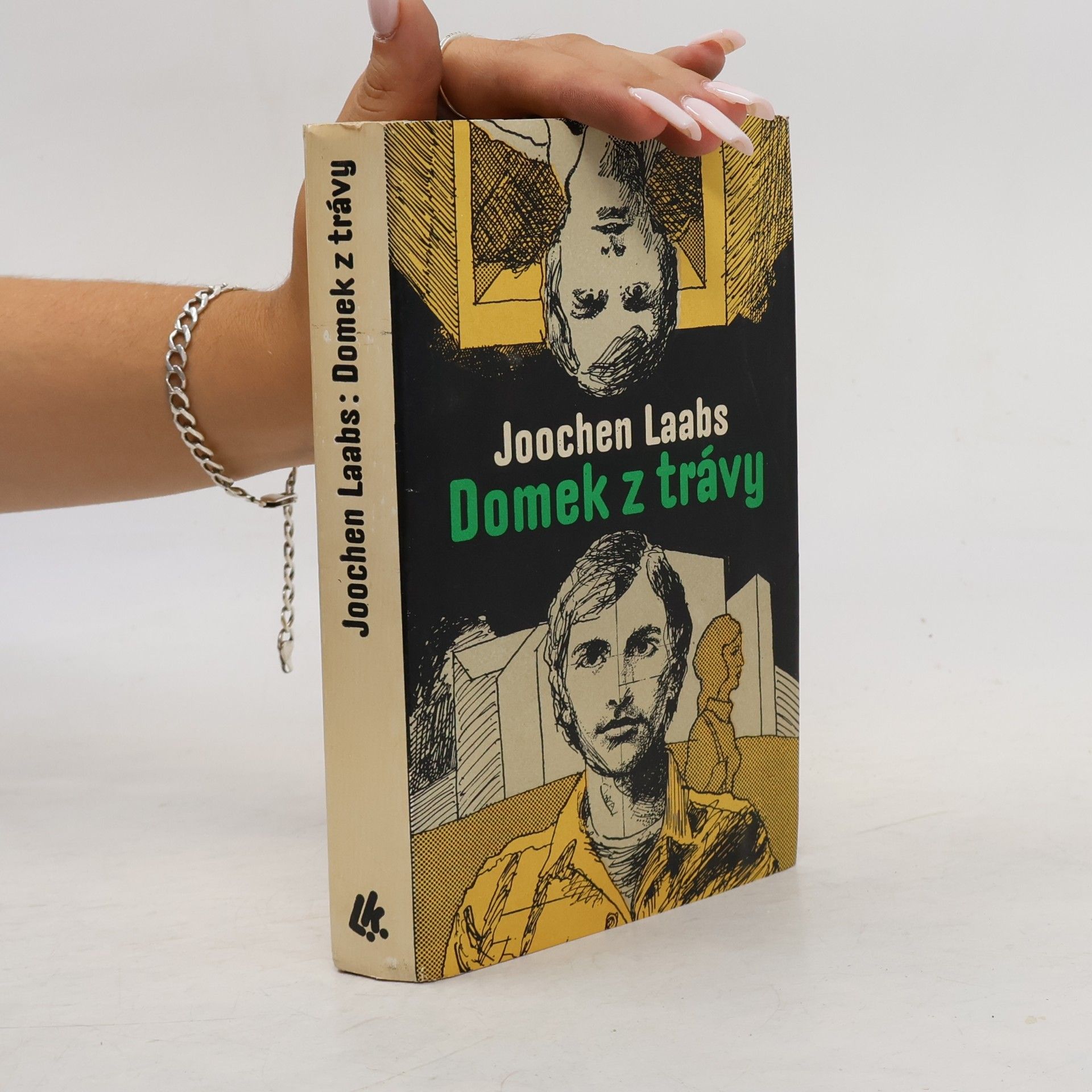 Domek z trávy
