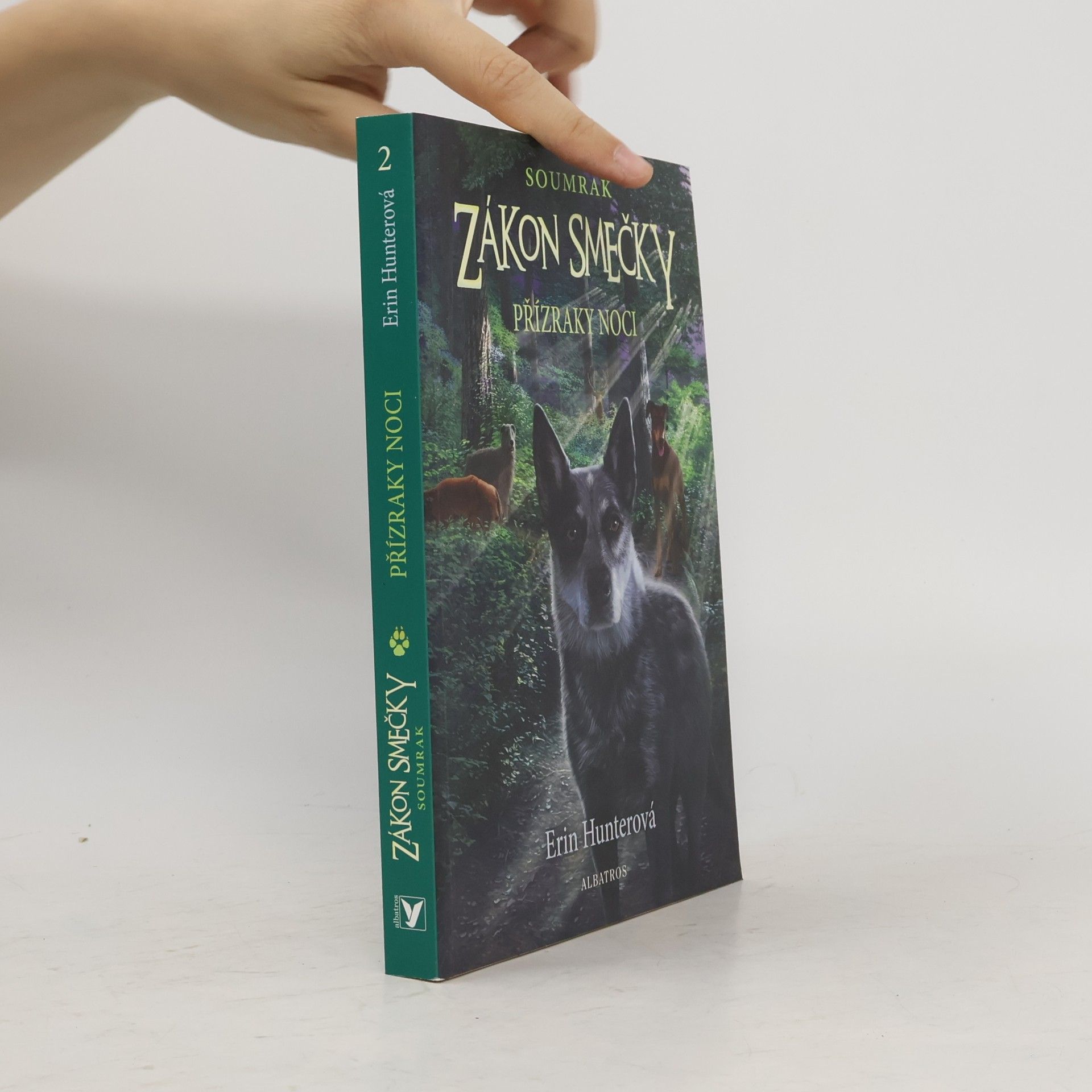 Erin Hunter Soumrak. Zákon smečky 2. Přízraky noci