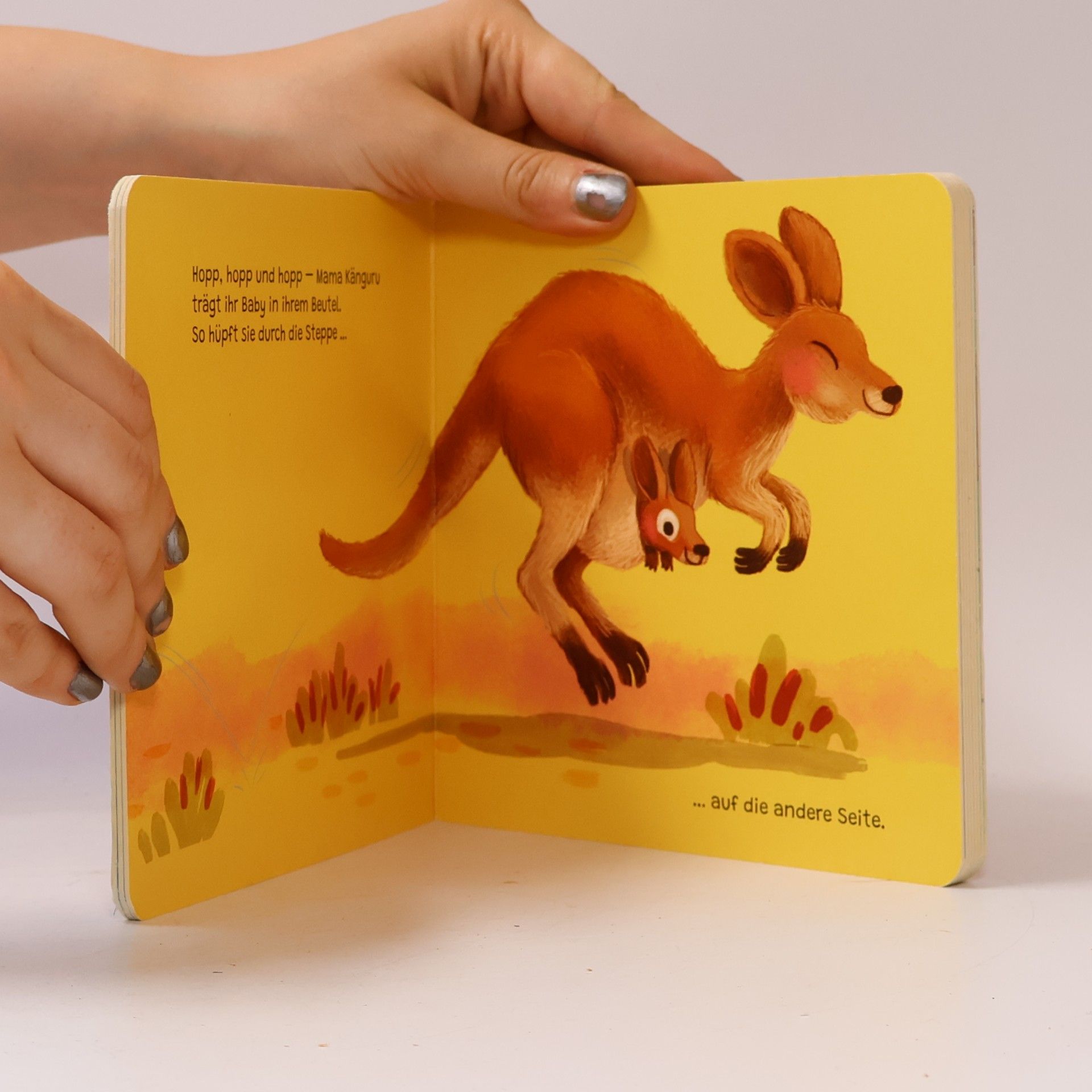 Esther van den Berg Mama ist immer für mich da: Ein liebevolles Pappbilderbuch über die starke Bindung zwischen Mutter und Kind