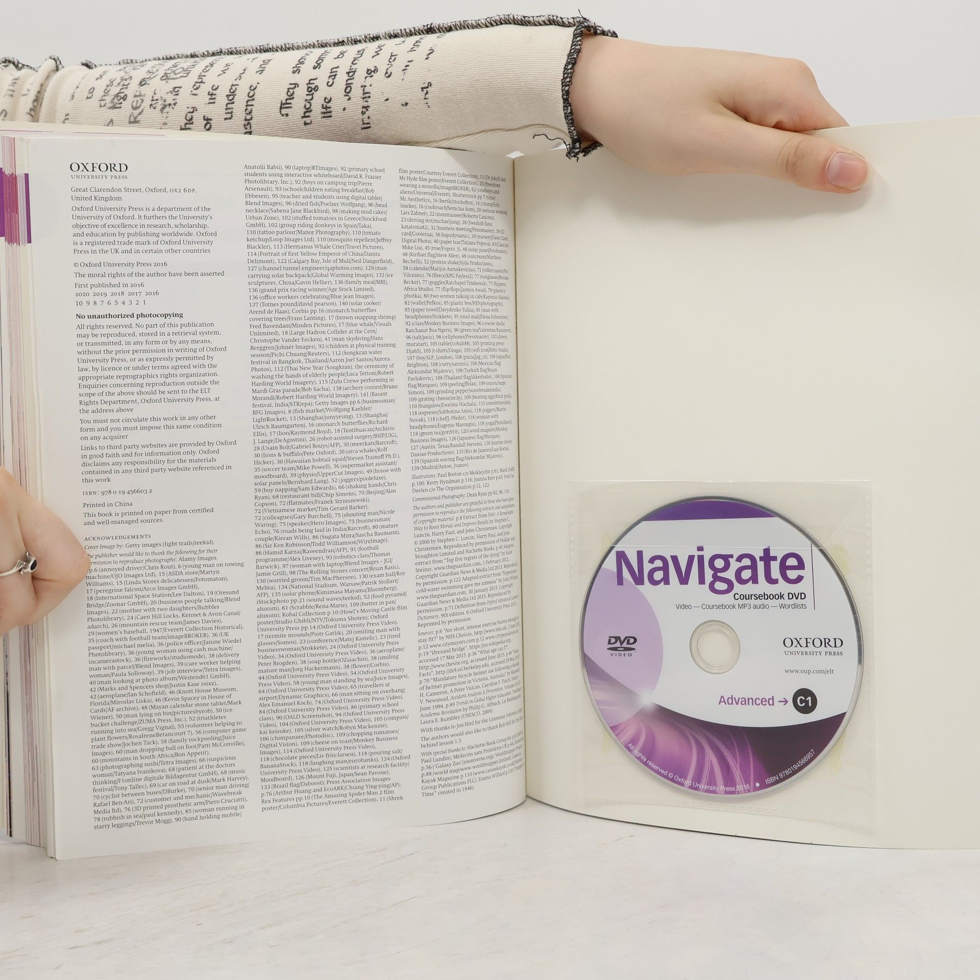 Mark Bartram Navigate : coursebook with video and Oxford Online Skills : C1 advanced