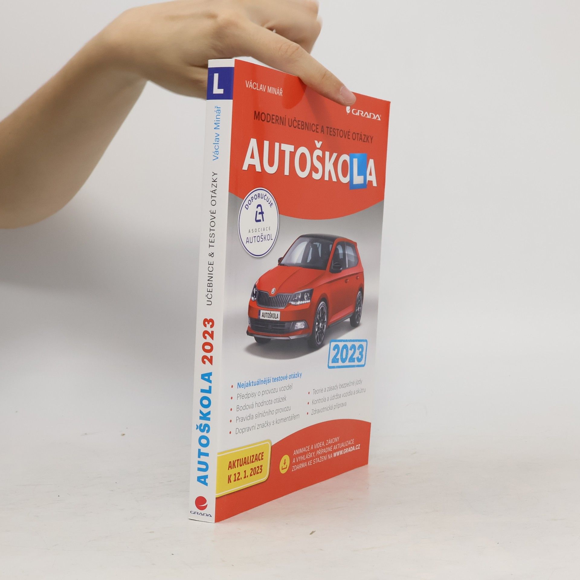 Václav Minář Autoškola: moderní učebnice a testové otázky: 2023