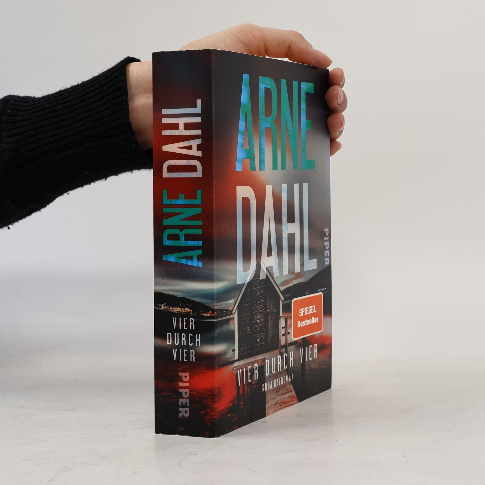 Arne Dahl Vier durch vier