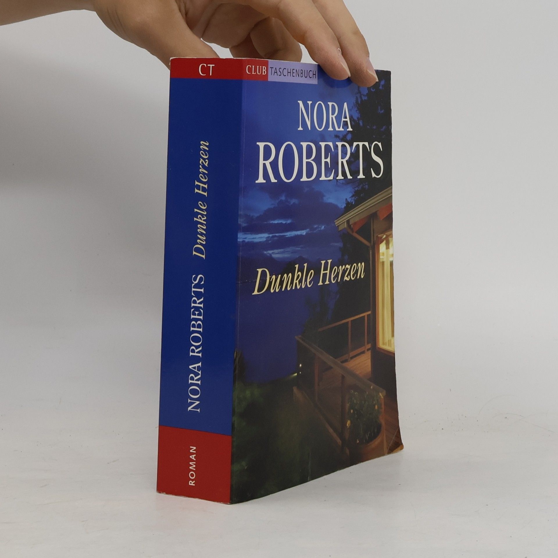 Nora Roberts Dunkle Herzen