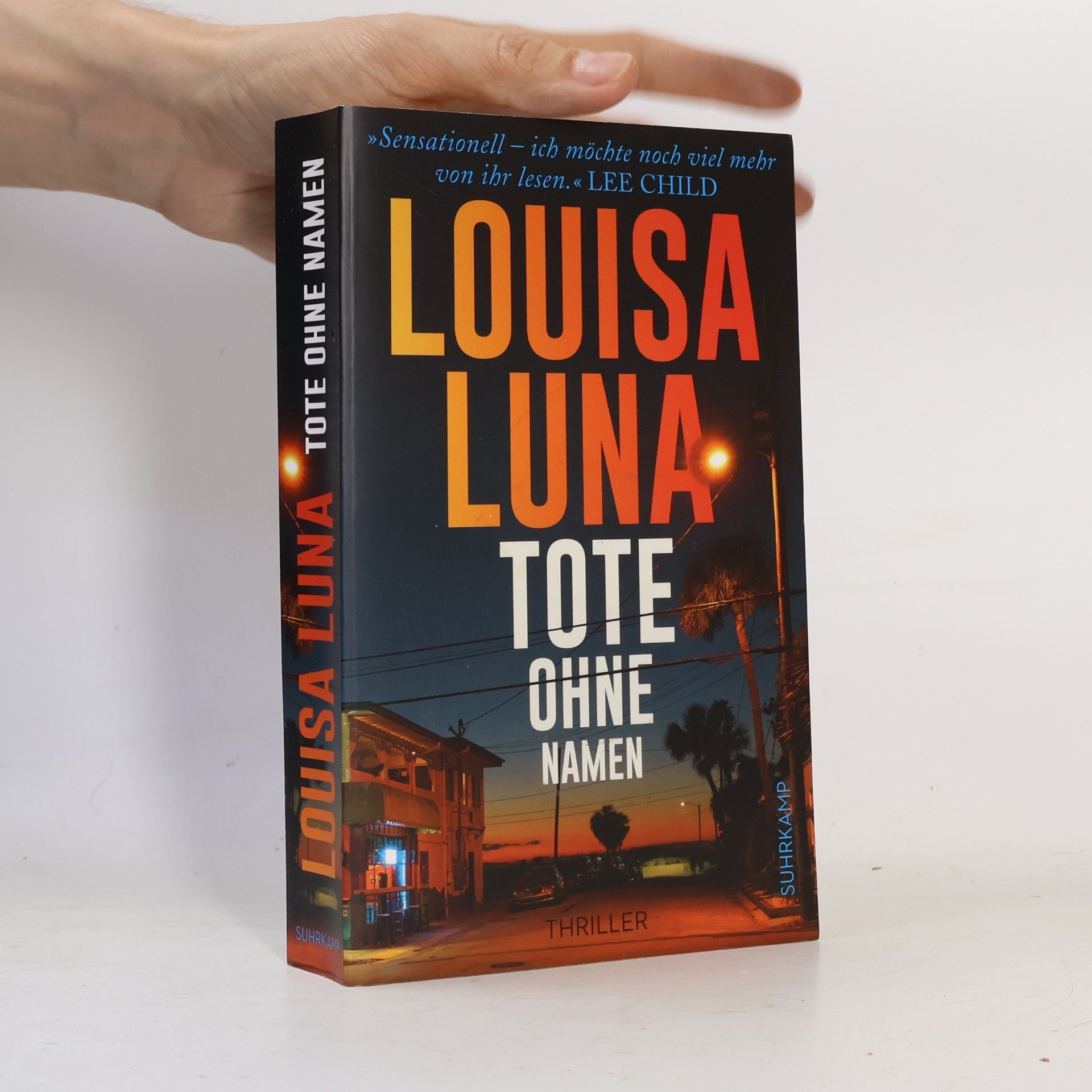 Louisa Luna Tote ohne Namen