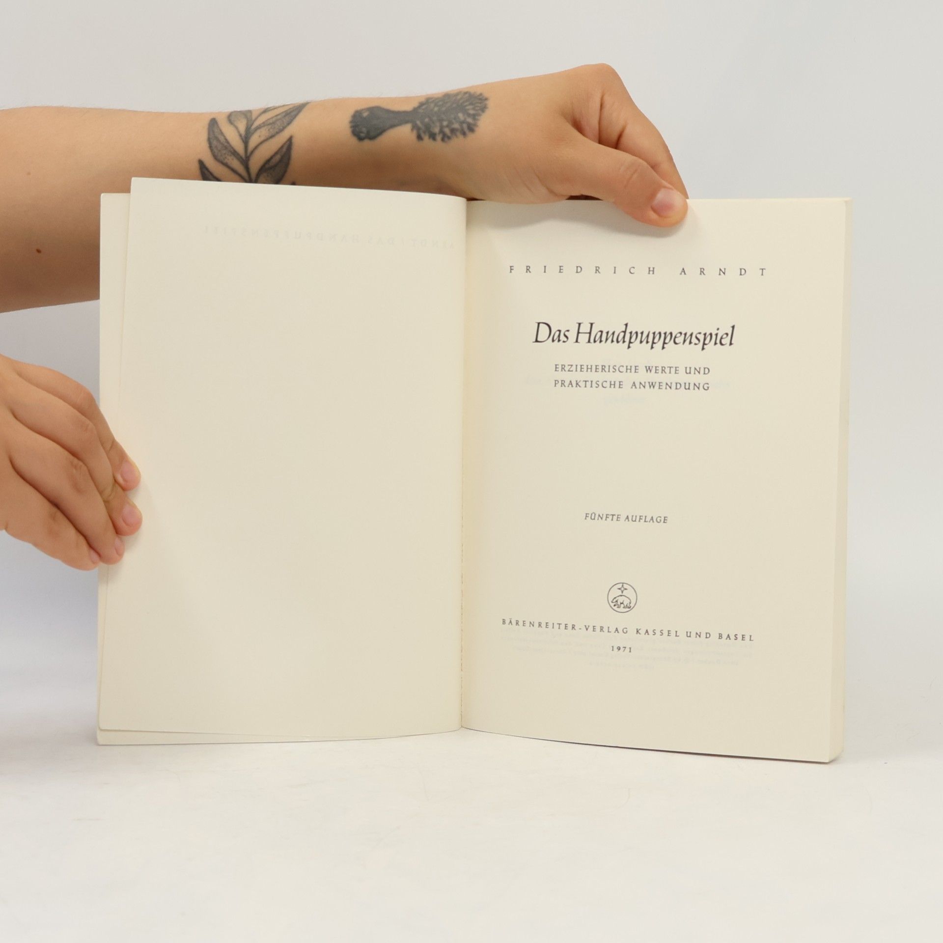 Friedrich Arndt Das Handpuppenspiel