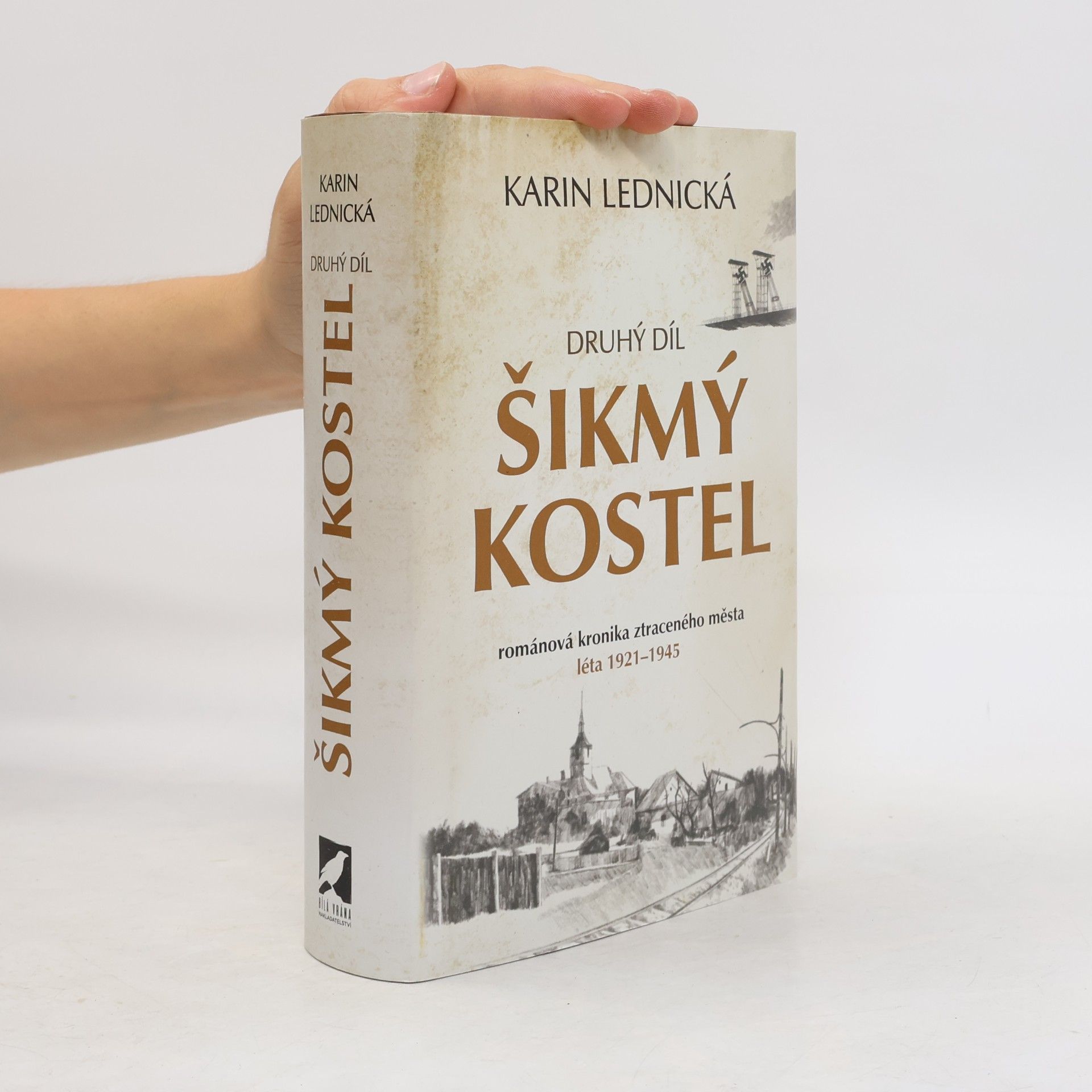 Karin Lednická Šikmý kostel 2