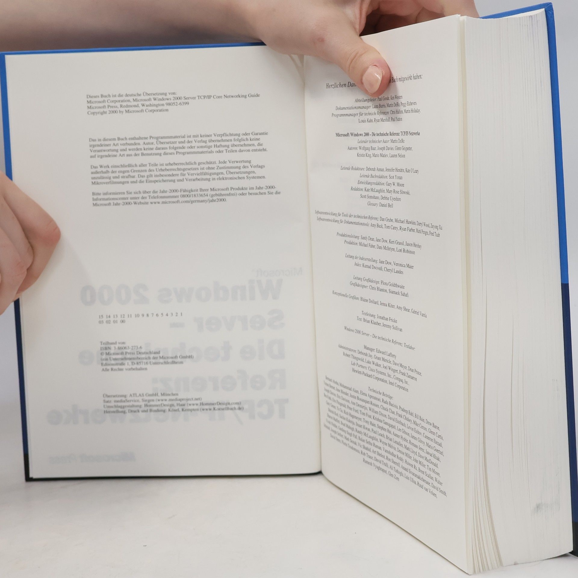 Various authors Microsoft Windows 2000 Server - die technische Referenz