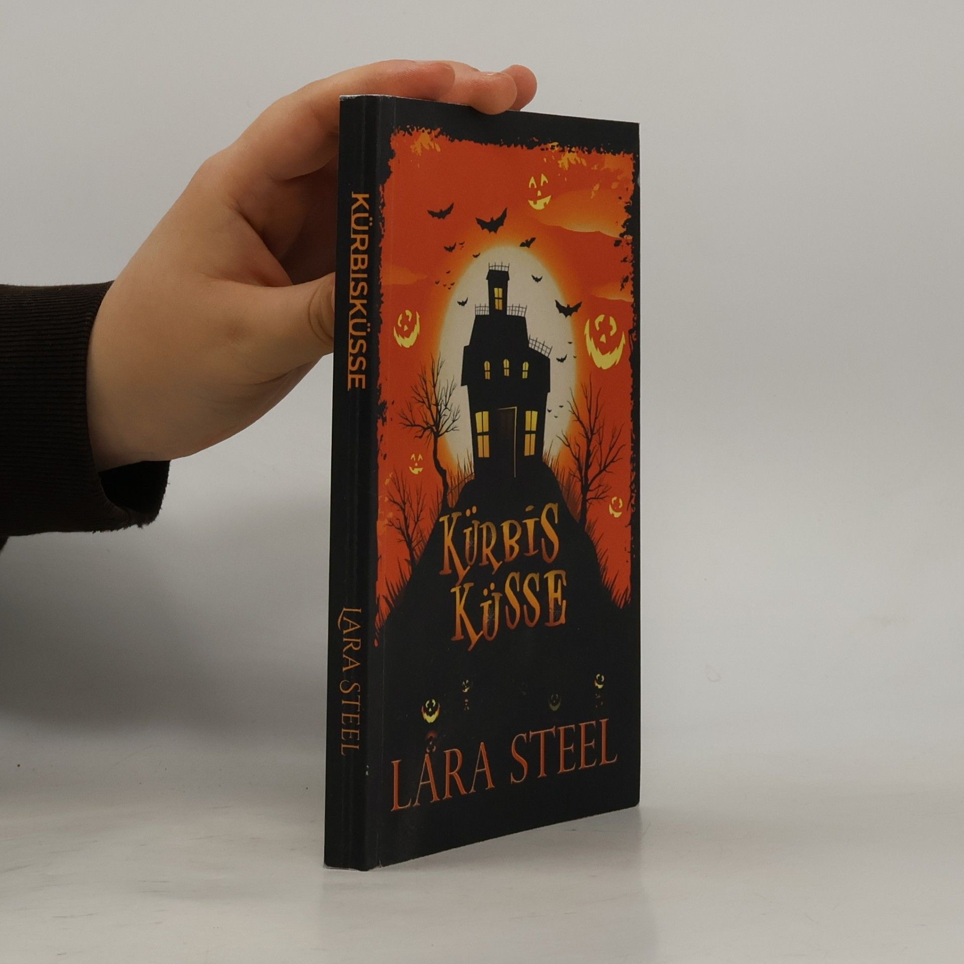 Lara Steel Halloween Love: Kürbisküsse