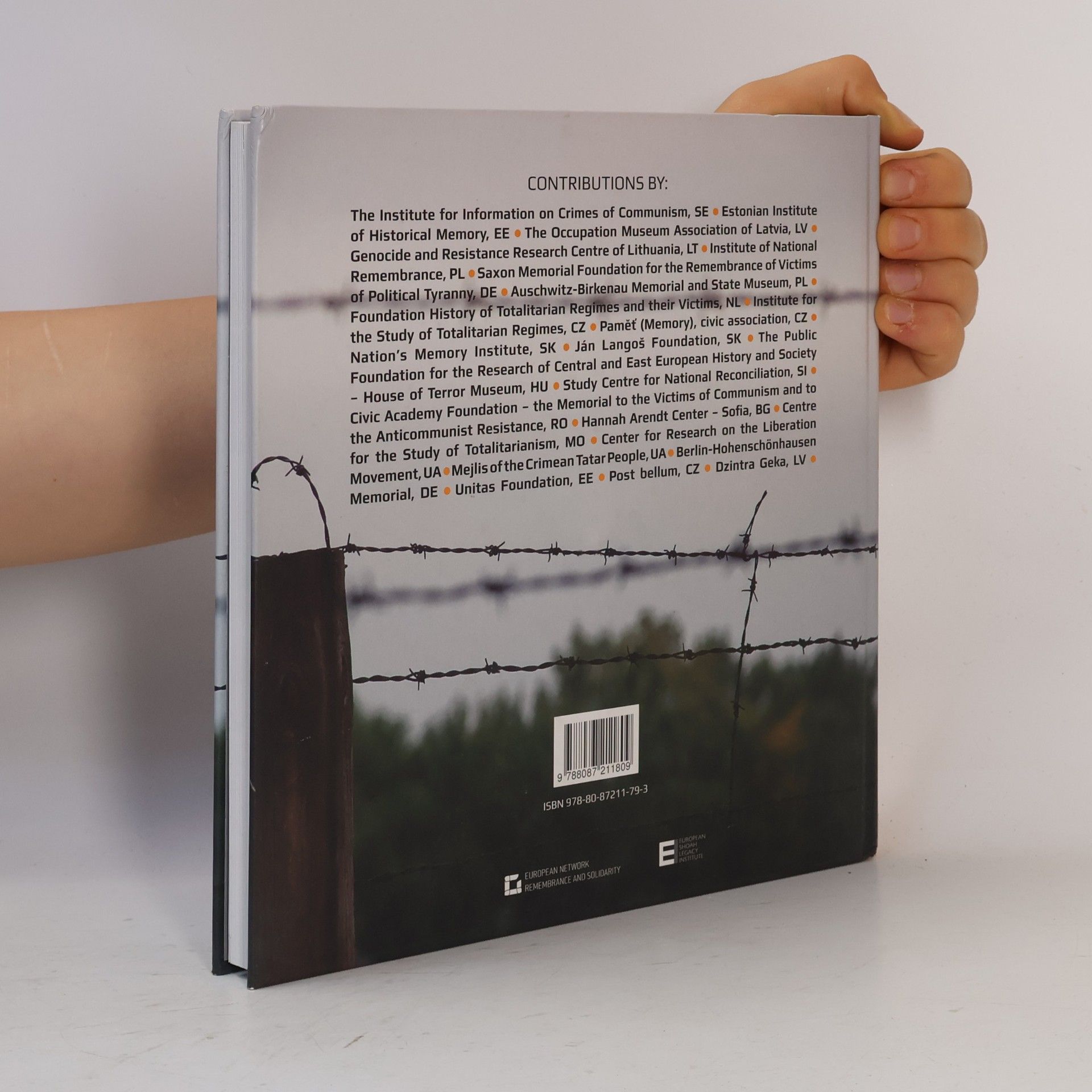 Gillian Purves Lest we forget: Memory of Totalitarianism in Europe