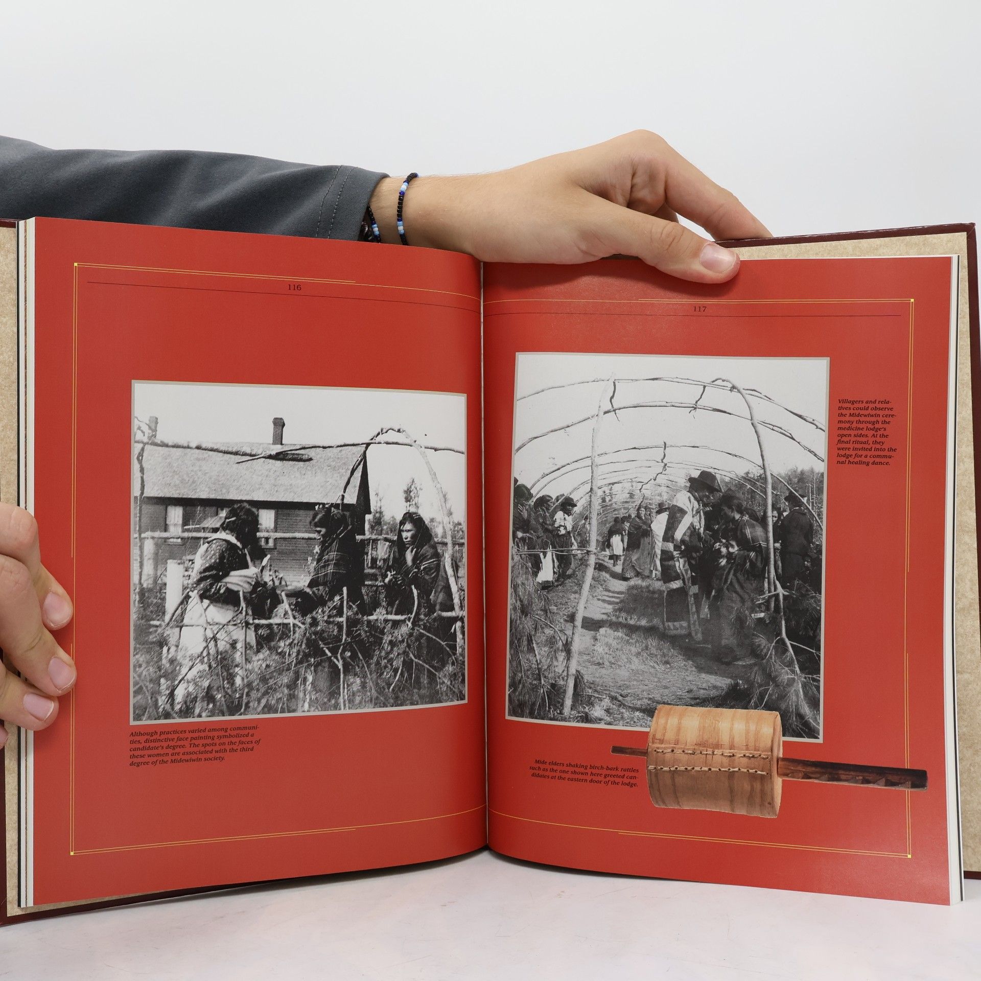 Time-Life Books People of the Lakes